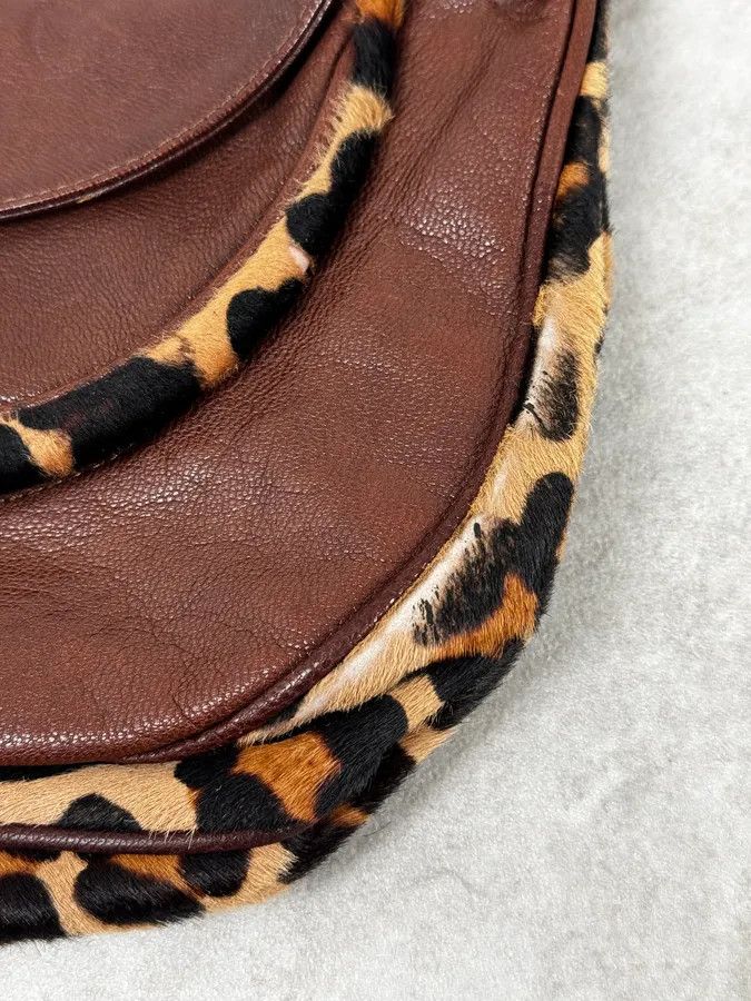 Dolce & Gabbana 2000s Dolce & Gabbana Brown Leather Leopard Handle Bag Size ONE SIZE - 8 Thumbnail