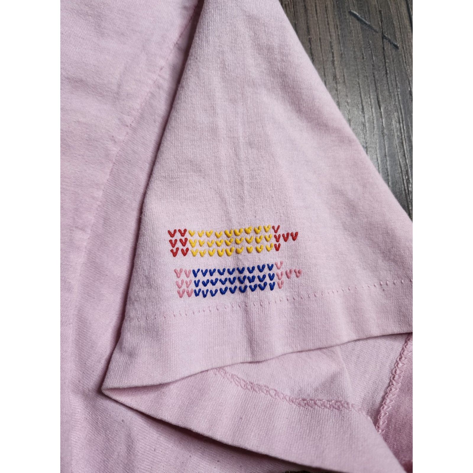 Fruit Of The Loom VINTAGE Cross Stitch Style Shirt Unisex L Pink 1990s T-Shirt Graphic Tee Cotton Short Sleeve Distressed Size US L / EU 52-54 / 3 - 6 Thumbnail