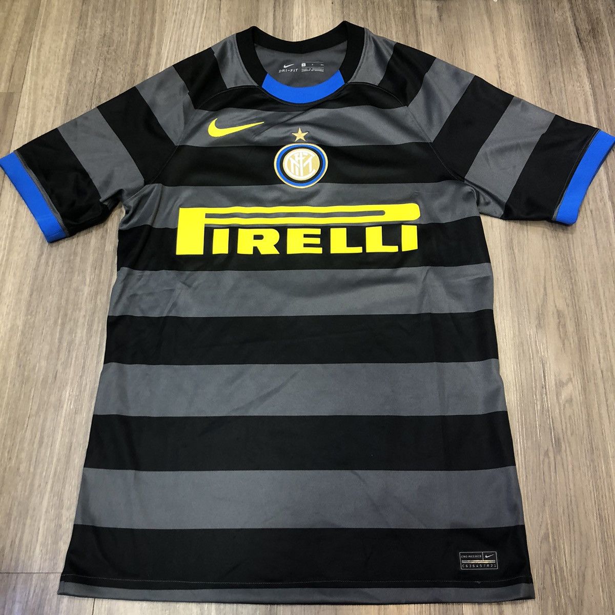 Jersey inter milan 3rd 2020 on sale