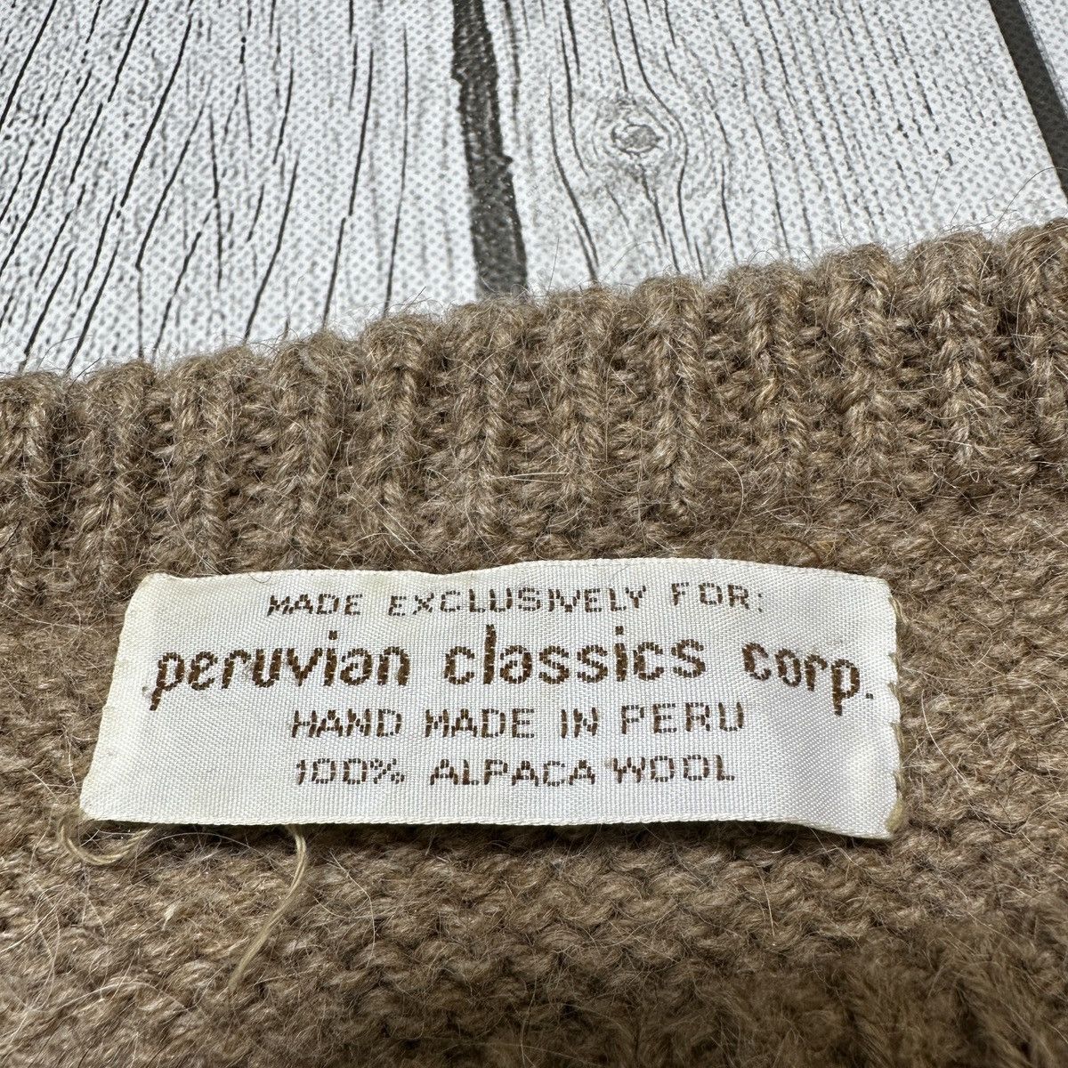 Vintage Vintage Peruvian Classics hand knit Alpaca sweater Size US L / EU 52-54 / 3 - 4 Thumbnail
