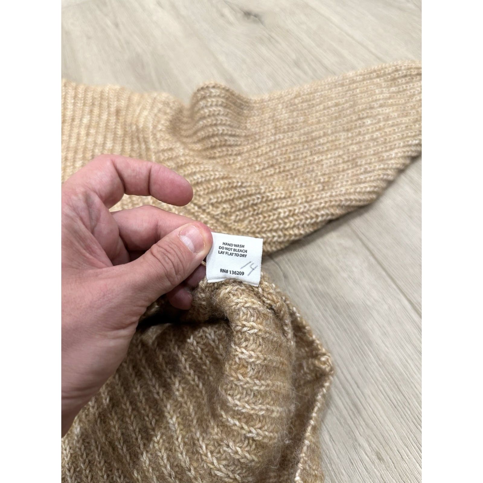 Vintage VINTAGE Hatch Maternity Sweater Beige Alpaca Oversized Pullover 1 Womens Size XS / US 0-2 / IT 36-38 - 6 Thumbnail