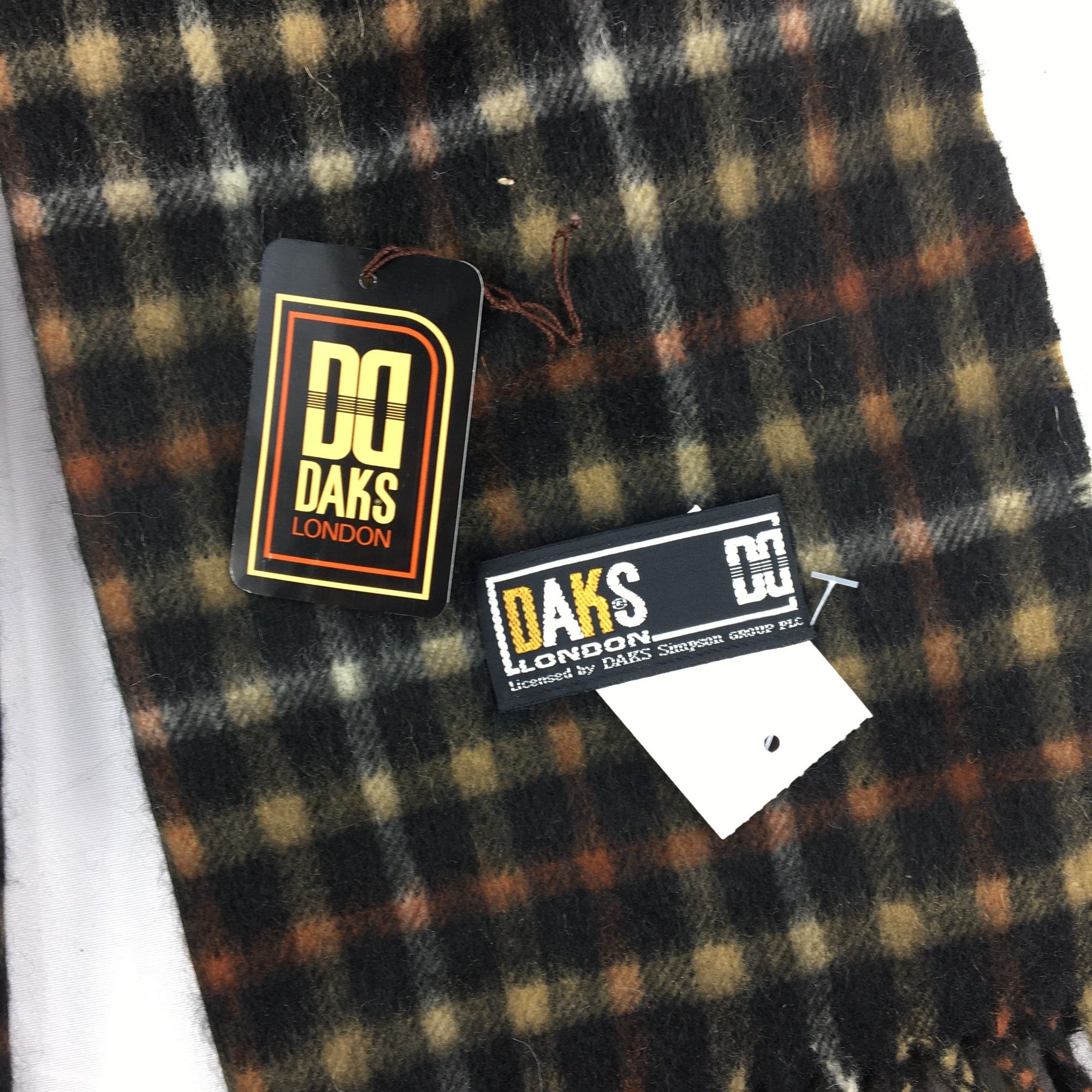 DAKS NWT Vintage Daks London Scarf Tartan Wool Fringe Scarves Size ONE SIZE - 4 Thumbnail
