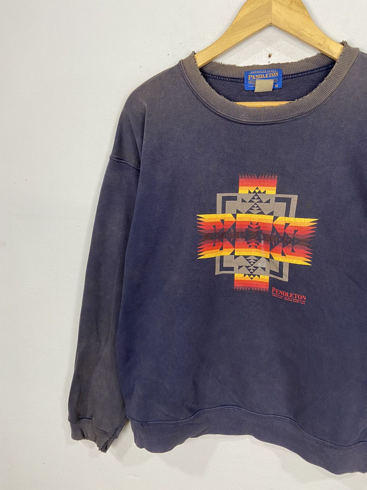 Pendleton × Vintage Vintage Pendleton Distressed Sweatshirt Size US L / EU 52-54 / 3 - 2 Thumbnail