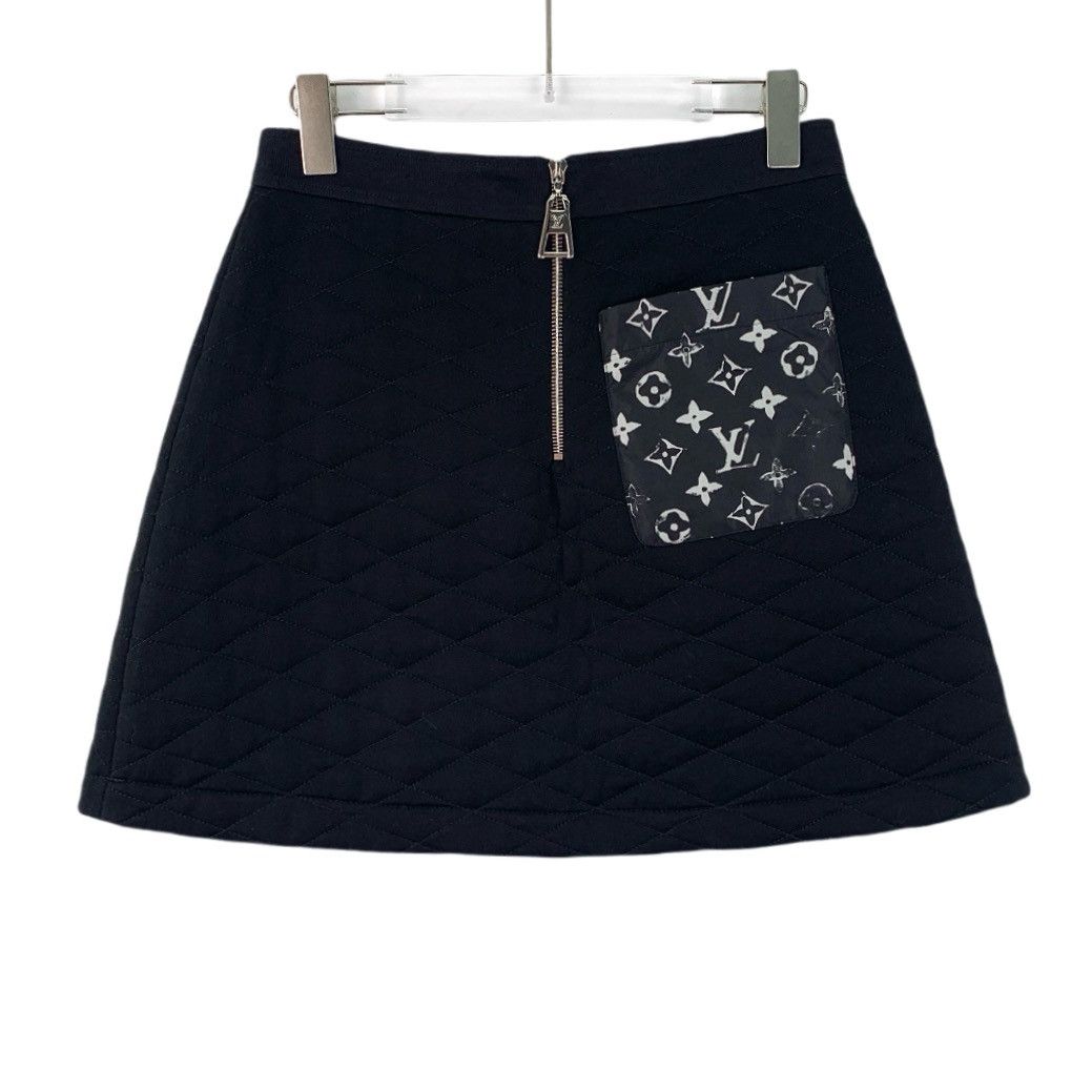 Louis Vuitton Louis Vuitton Diamond Check Monogram Casual Skirt K26WX Size 27" / US 4 / IT 40 - 1 Thumbnail