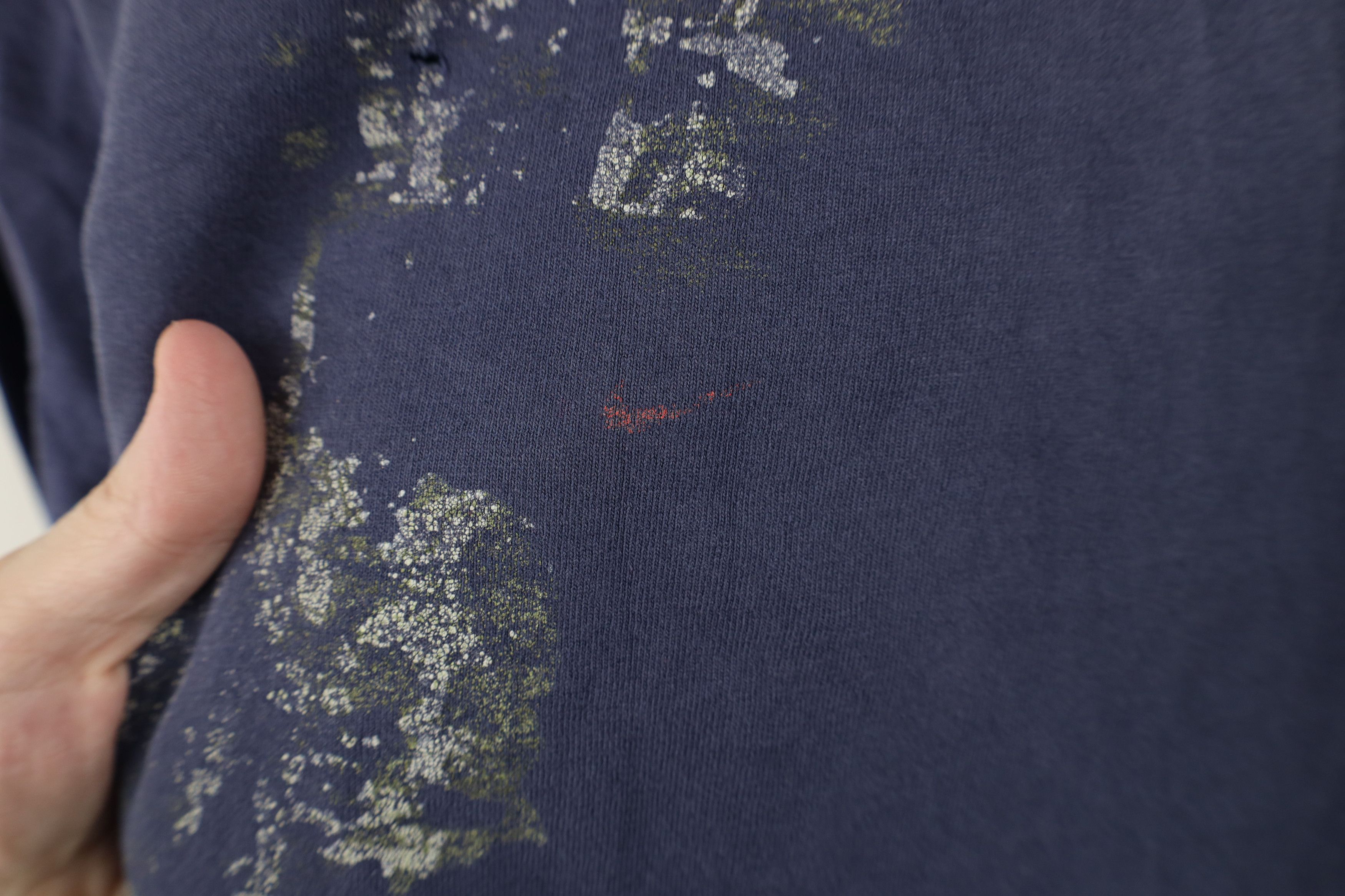 Nike Vintage 90s Nike Mini Swoosh Enjoy the Weather T-Shirt Size US L / EU 52-54 / 3 - 14 Thumbnail