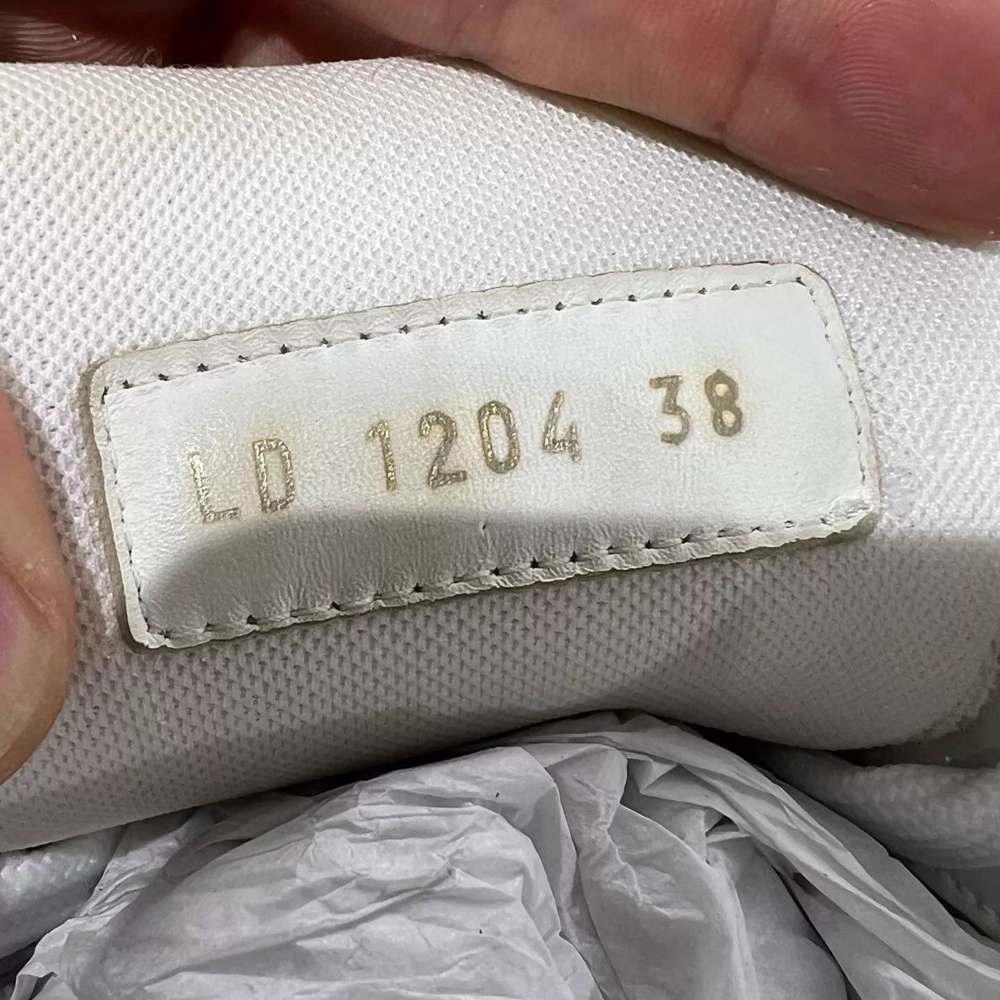 Louis Vuitton LV x Takashi Murakami Trainer White Multicolor 38 Size US 7.5 / IT 37.5 - 8 Thumbnail
