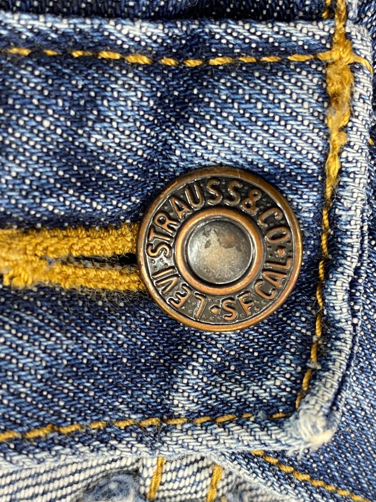 Levi's Levi’s 504 Faded Wash Distressed Style Straight Leg Jeans Size US 32 / EU 48 - 10 Thumbnail