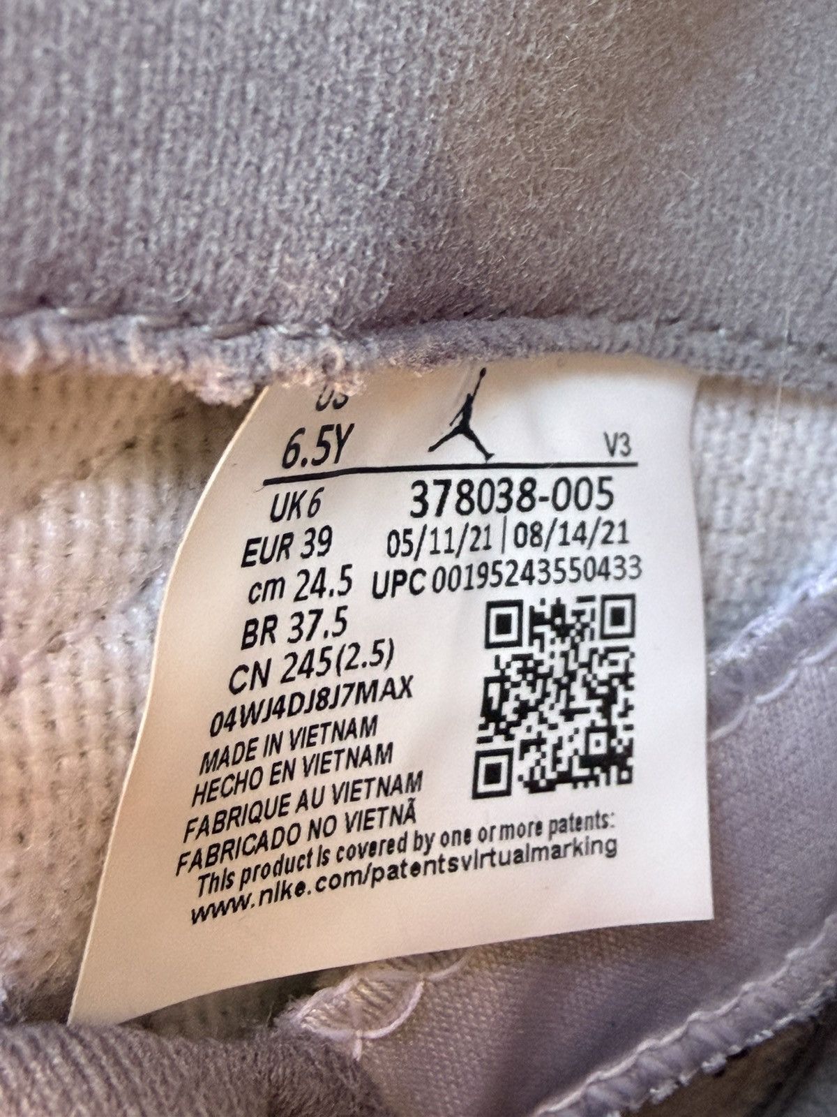 Jordan Brand Air Jordan (GS) 11 Retro "COOL GREY" 2021 Size 6.5Y Size US 6.5 / EU 39-40 - 7 Thumbnail