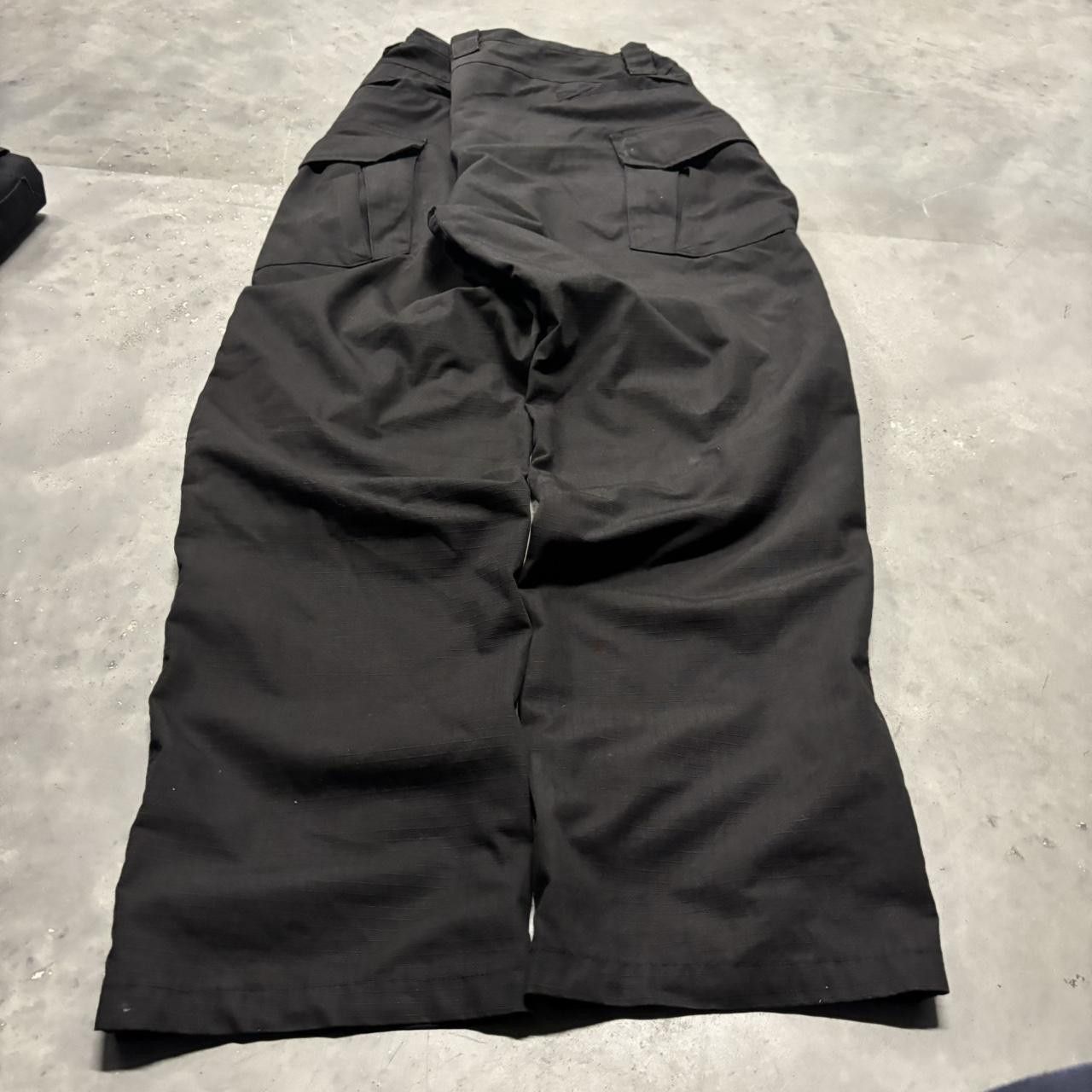 Japanese Brand × Vintage Crazy Vintage Y2K/2000s Black Streetwear Workwear Skater Cargo Pants! Size US 38 / EU 54 - 4 Thumbnail