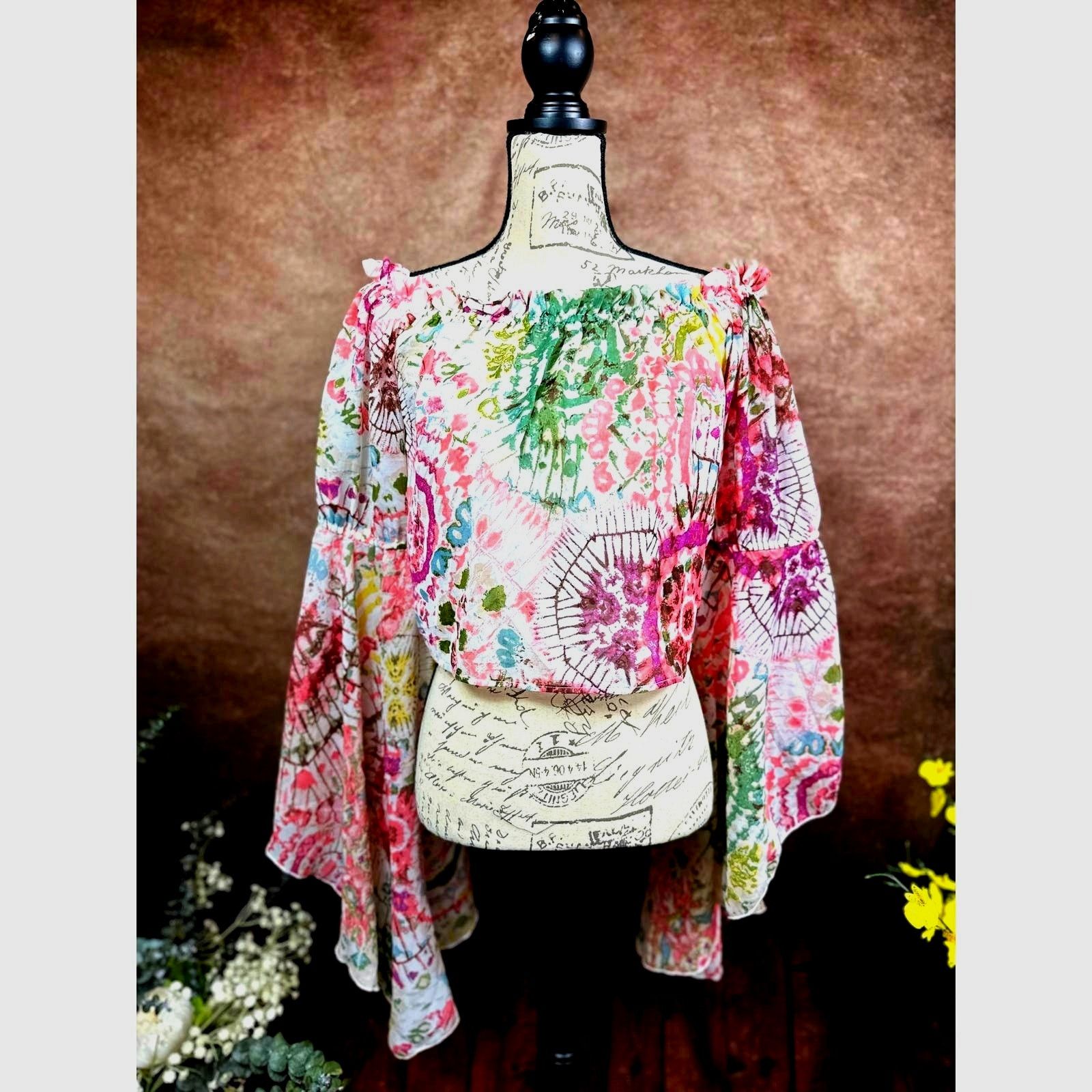 Other Live 4 Truth Floral Crop Top with Exaggerated Bell Sleeves S Size S / US 4 / IT 40 - 4 Thumbnail