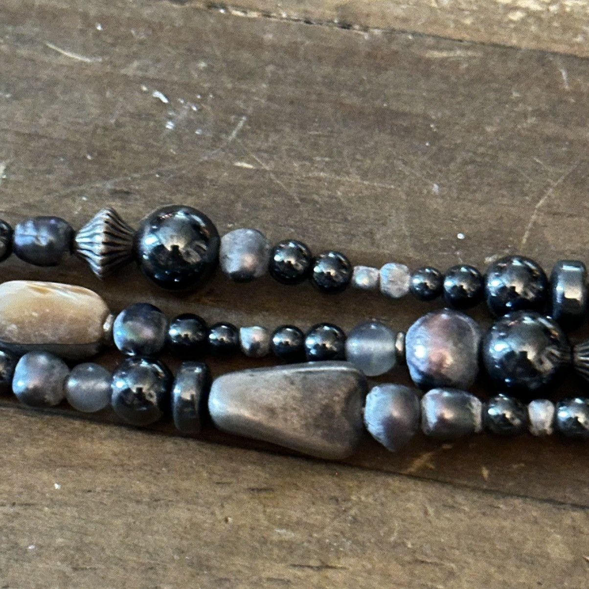 Other Multi strand pearl, abalone and bead toggle bracelet Size ONE SIZE - 3 Thumbnail