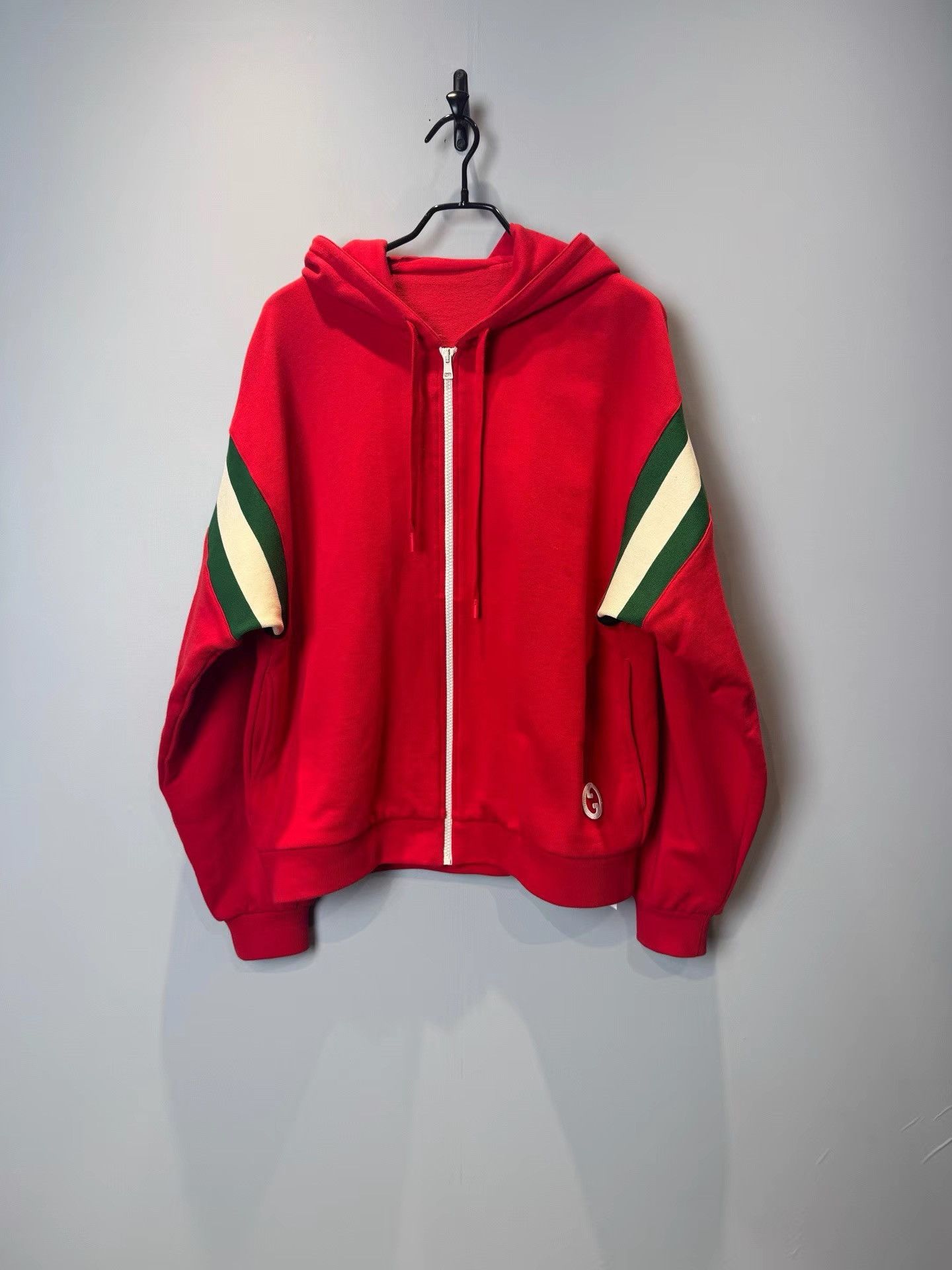 Gucci Gucci Red Zip-up Hoodie with Striped Sleeves K36 Size US XS / EU 42 / 0 - 1 Thumbnail