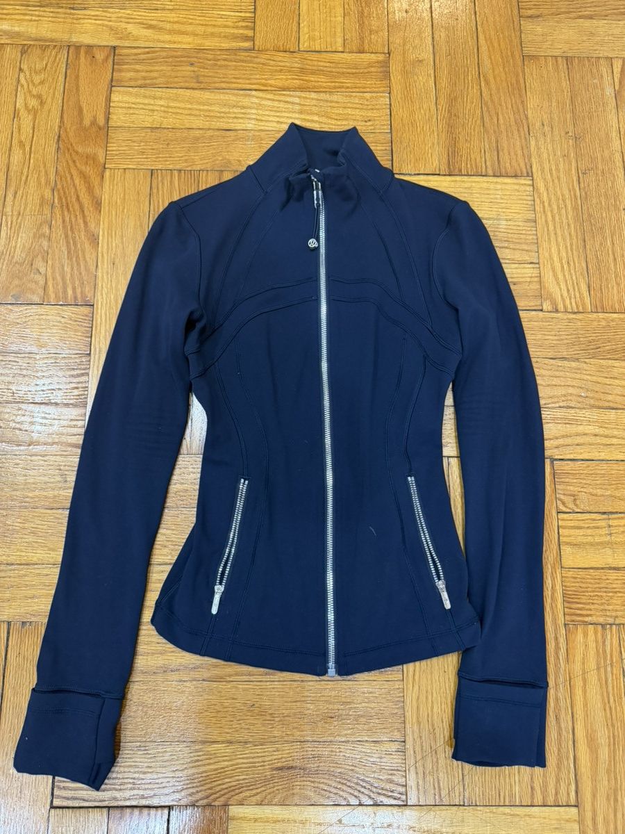 Lululemon Lululemon Define Jacket (Full Length) navy blue silver zip Size XS / US 0-2 / IT 36-38 - 1 Thumbnail