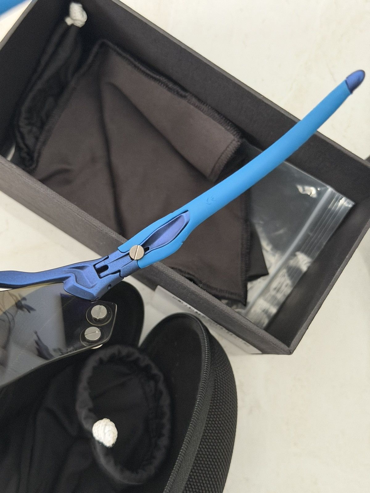Vetements Oakley Spike Glasses Blue