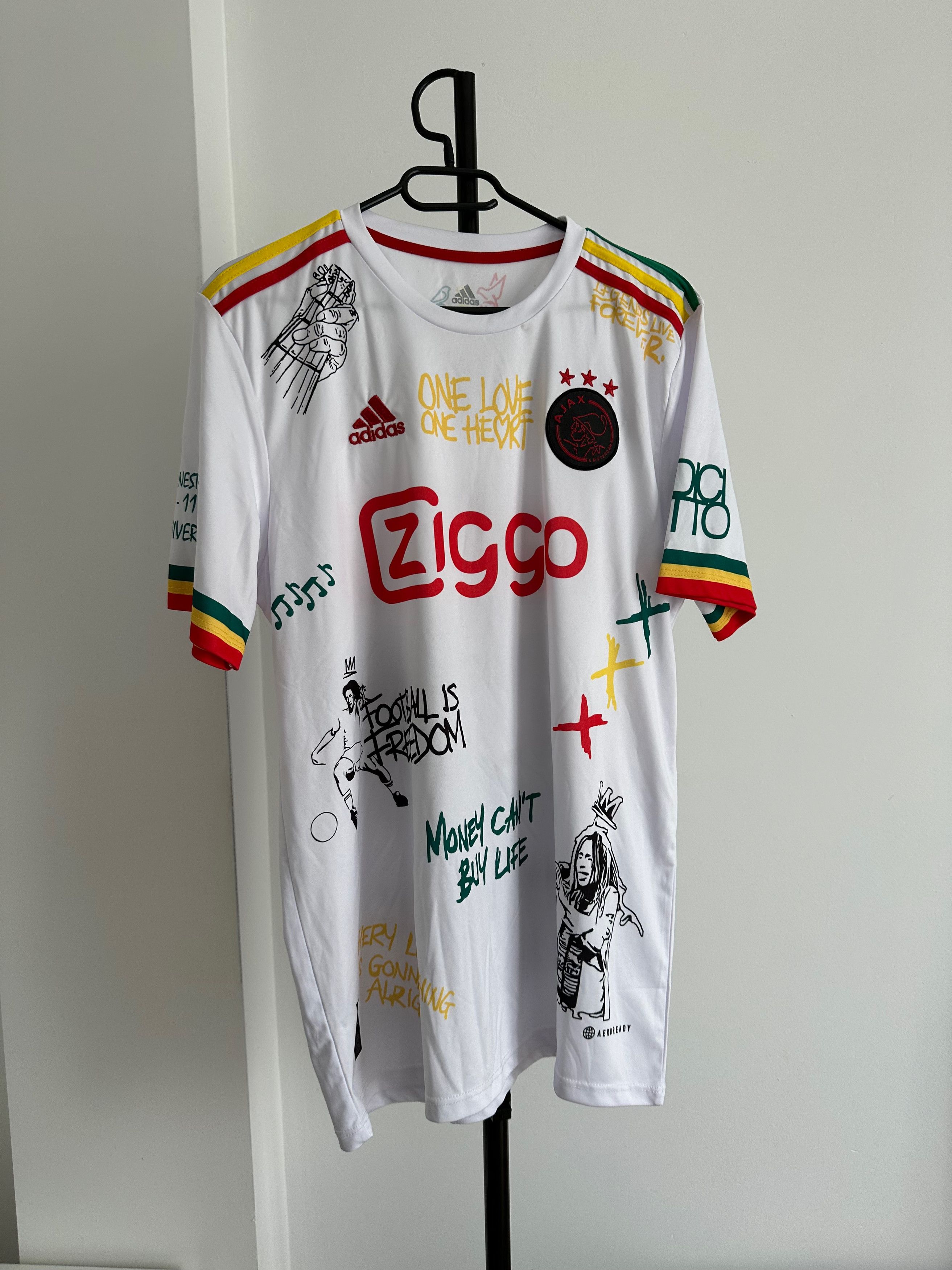 Bob Marley REPLICA Ajax Bob Marley Soccer Football Shirt jersey Size US L / EU 52-54 / 3 - 1 Thumbnail