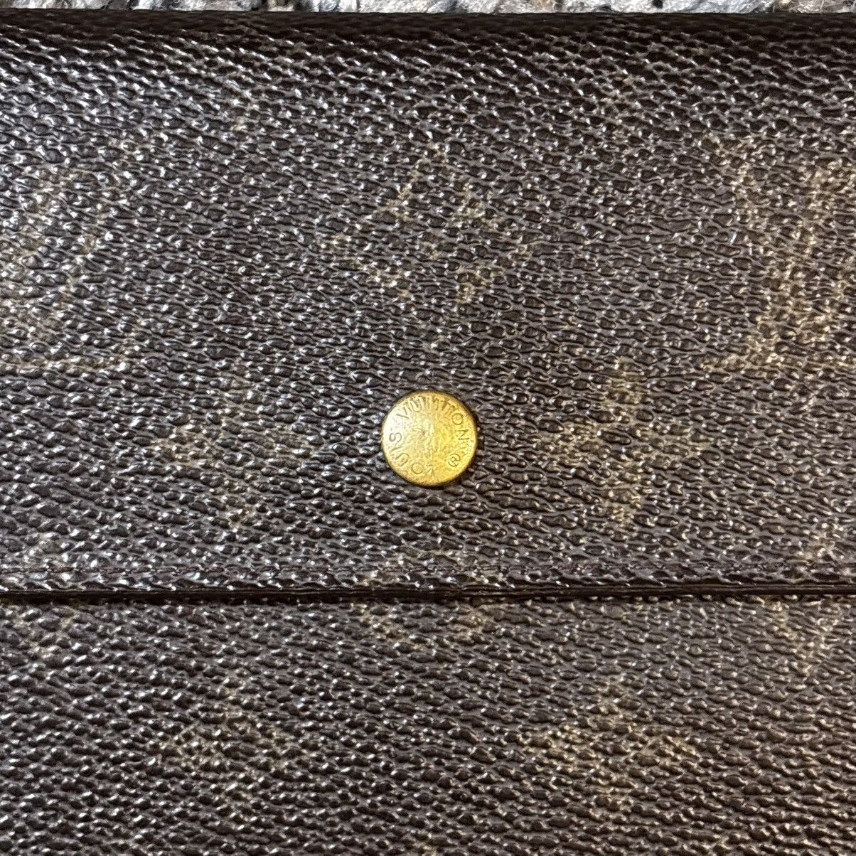 Louis Vuitton Louis Vuitton Monogram Canvas Trifold Wallet Made in France Size ONE SIZE - 2 Thumbnail