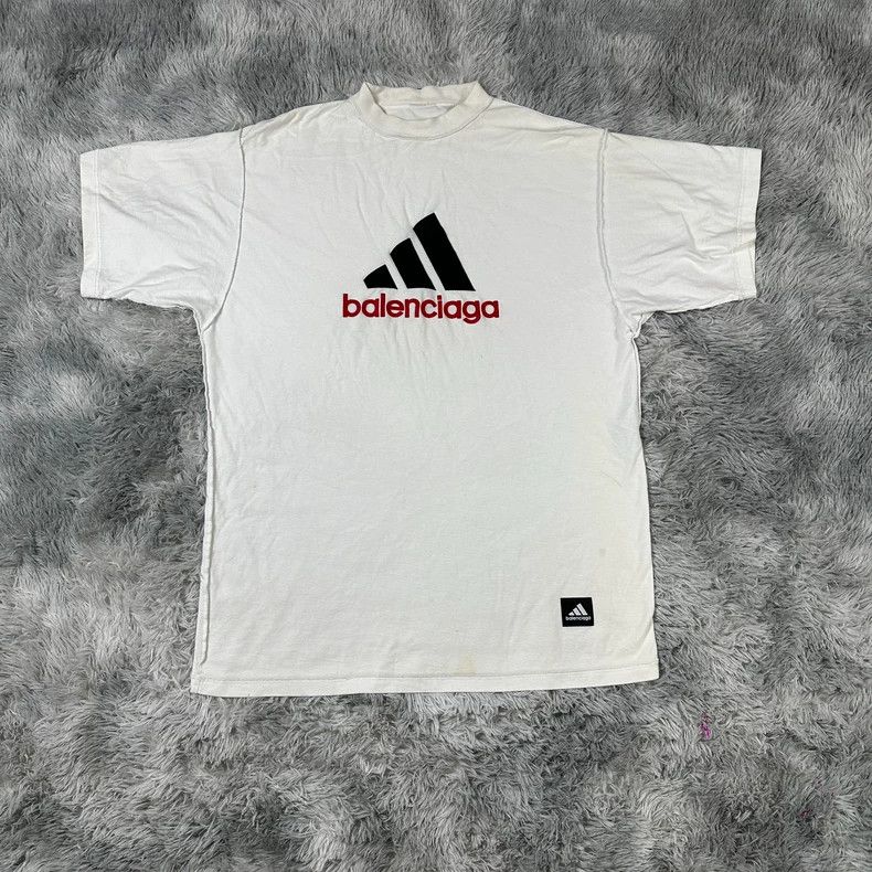 Balenciaga Balenciaga Co-branded adidas short sleeve T-shirt 2504-Next Size US S / EU 44-46 / 1 - 1 Thumbnail