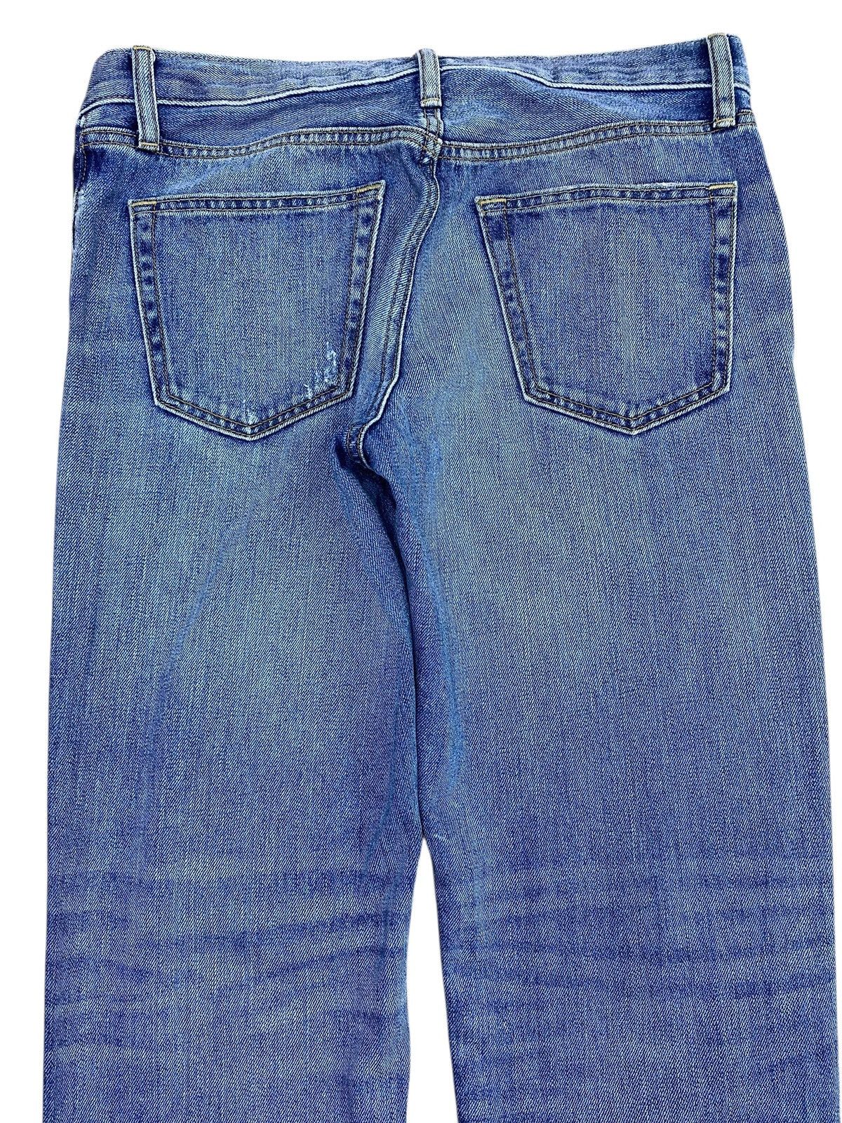 Uniqlo Uniqlo Faded Blue Wash Ripped Style Loose Jeans Size US 32 / EU 48 - 4 Thumbnail