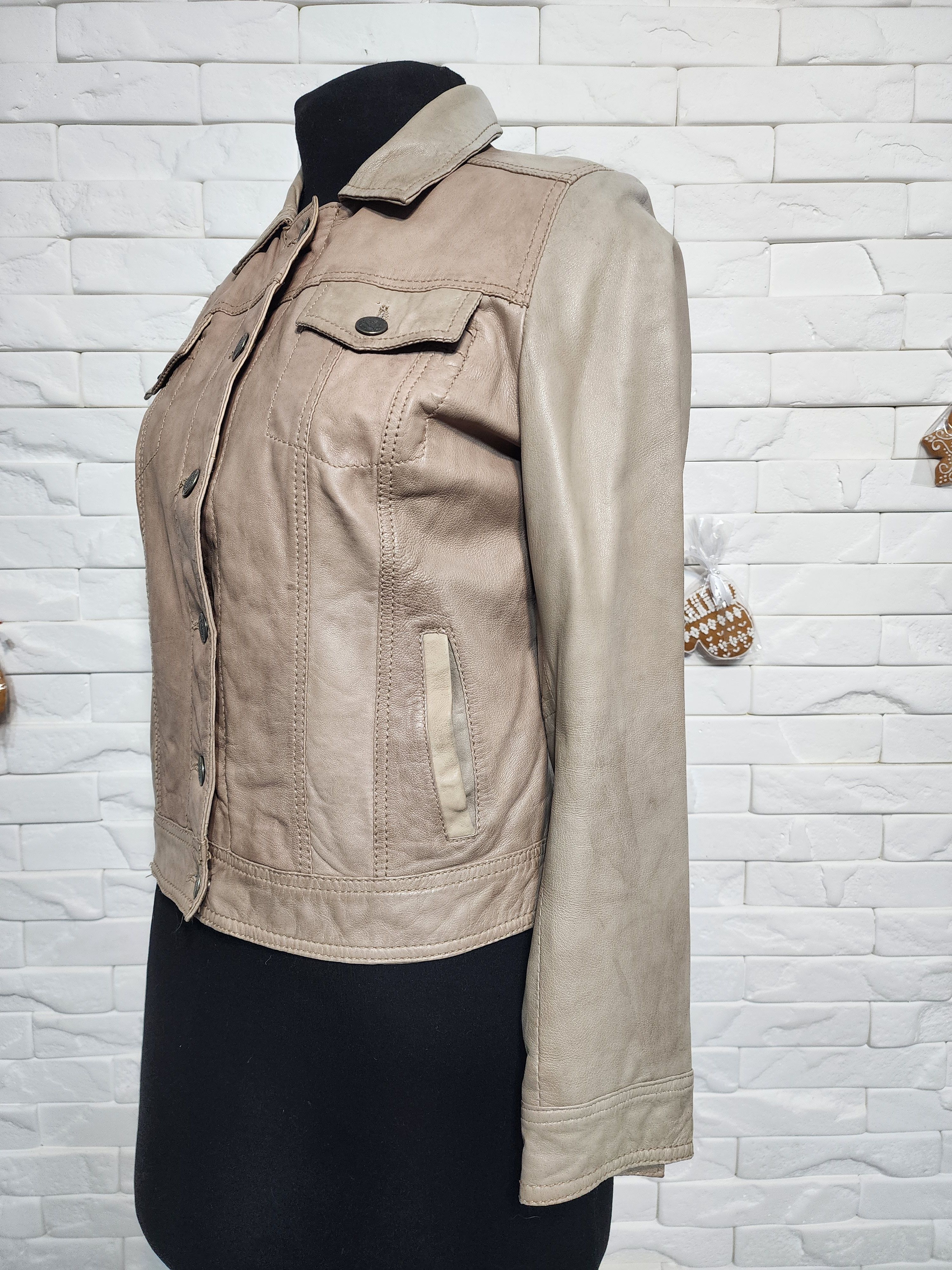 Genuine Leather Beige Leather Jacket: Women's Metal Button Front, Pockets Size M / US 6-8 / IT 42-44 - 2 Thumbnail