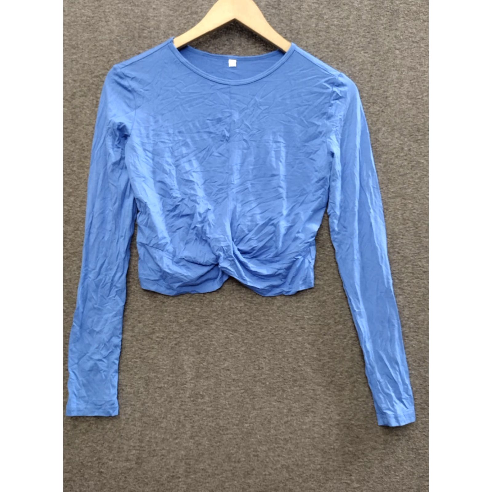 Vintage Unbranded Dazy Women's Basic Long Sleeve Solid Crop Top T-Shirt Blue S - Shirt - Women - Regular - Blue - Cropped - 90s? Size S / US 4 / IT 40 - 2 Thumbnail