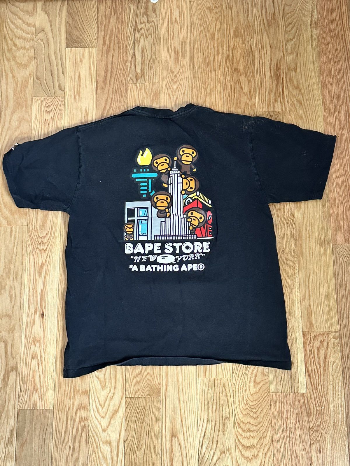 Bape Bape Store New York Tee Size US L / EU 52-54 / 3 - 2 Thumbnail