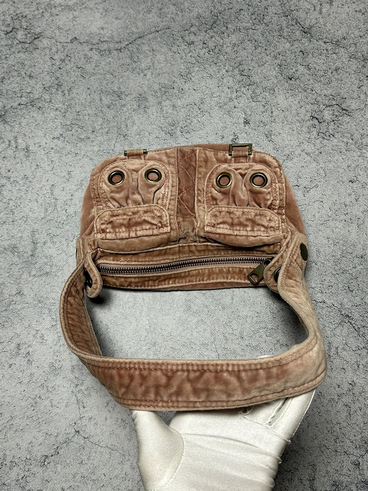 Marc Jacobs Vintage Y2K Marc Jacobs Velvet Mini Bag Size ONE SIZE - 10 Thumbnail