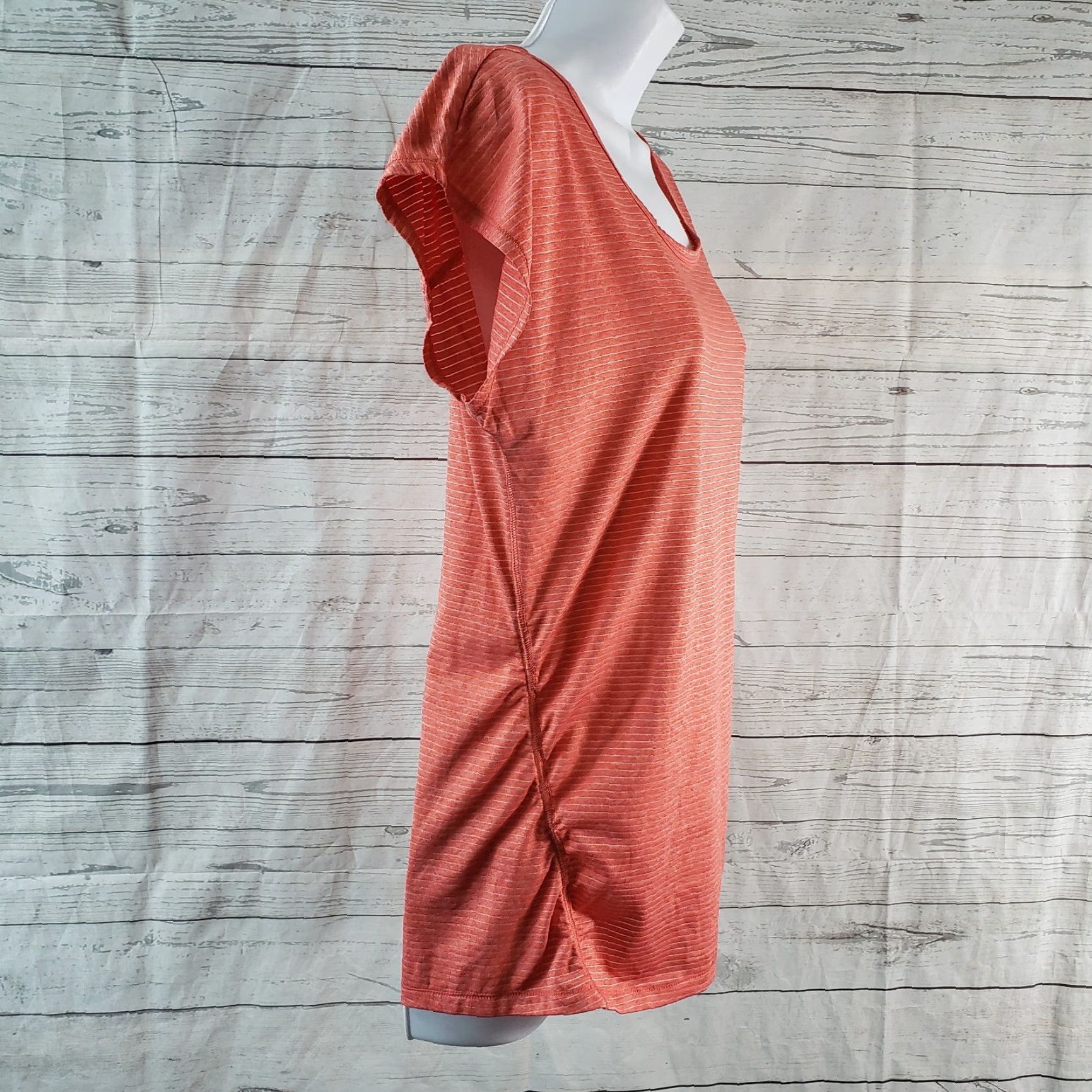 Eddie Bauer Eddie Bauer Top Womens Sz Medium Red Stripe Short Sleeve Scoop Neck Size M / US 6-8 / IT 42-44 - 3 Thumbnail