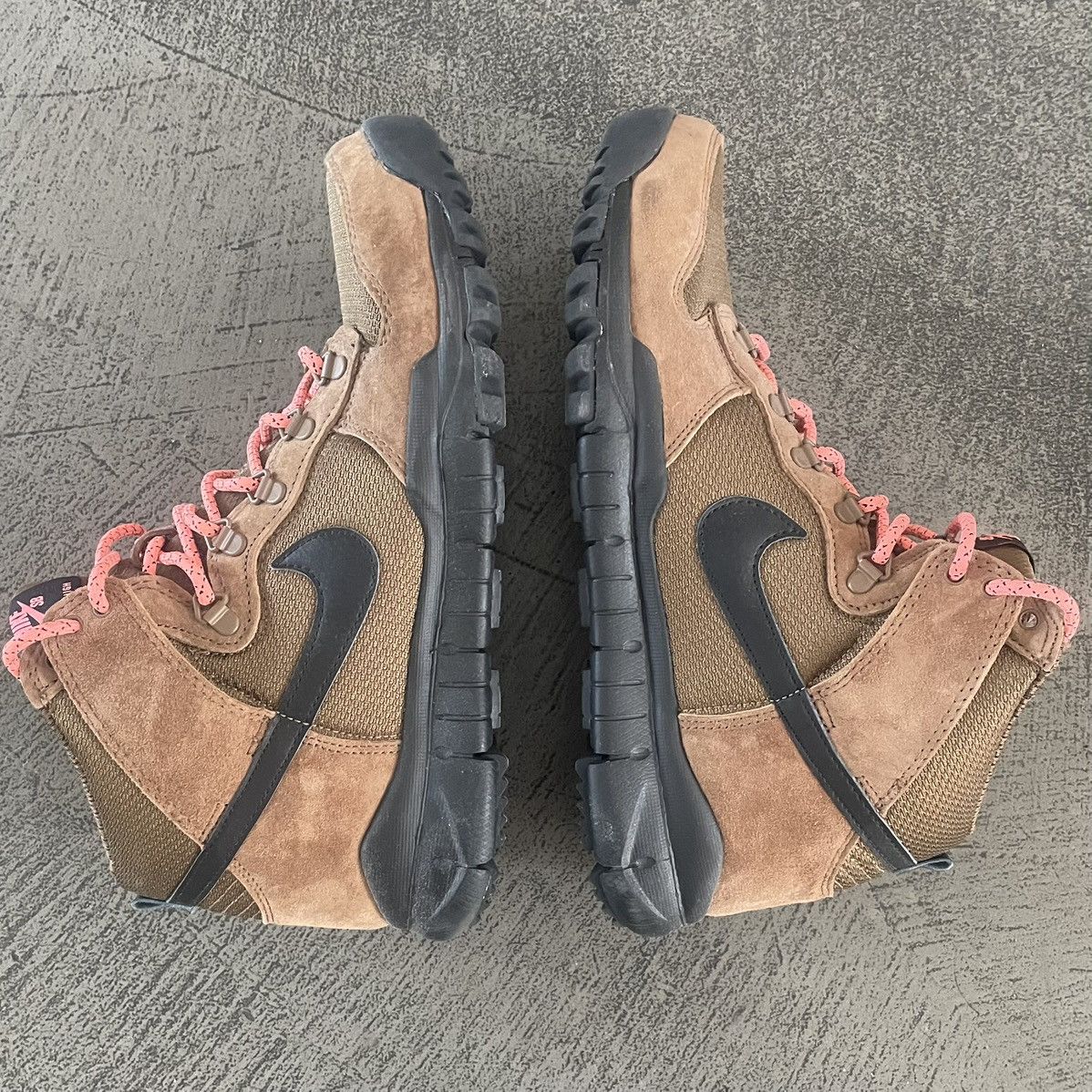 Nike SB Nike SB Dunk High Hiking Boot Size US 11.5 / EU 44-45 - 5 Thumbnail