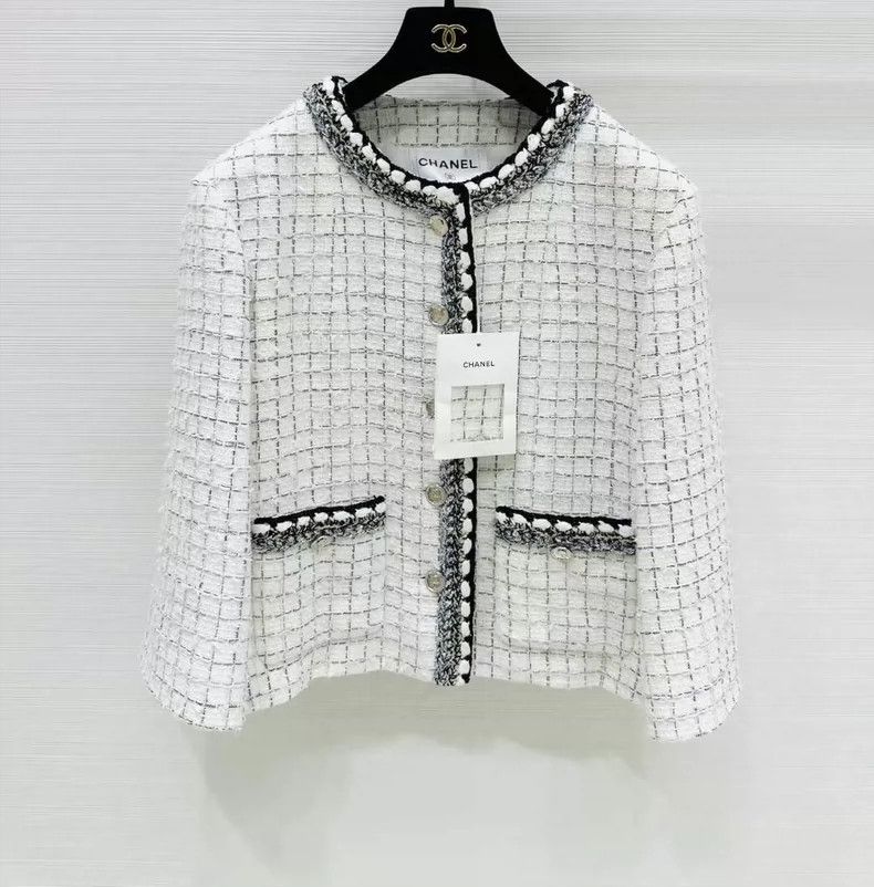 Chanel Chanel 25S white silhouette tweed short jacket Size S / US 4 / IT 40 - 1 Thumbnail