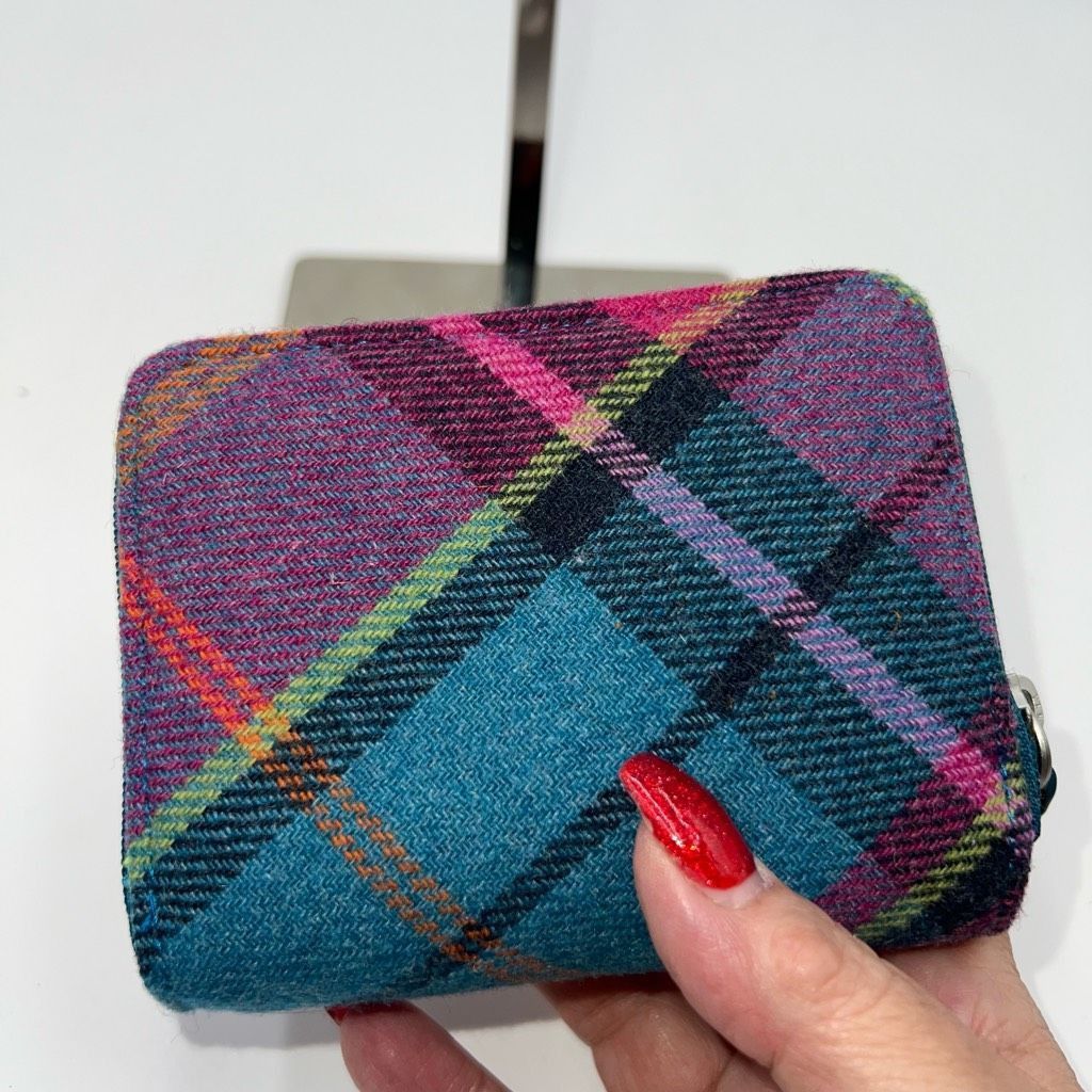 Other Ness Wool and Leather Tartan Made in Scotland Wallet **SEE PICS AND DESCRIPTIONS Size ONE SIZE - 3 Thumbnail