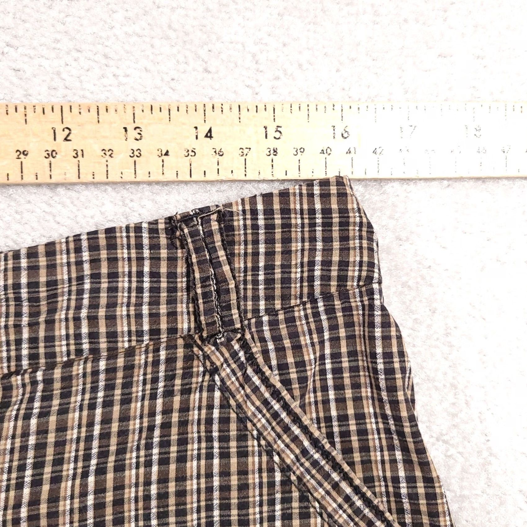 Vintage Woolrich Bermuda Shorts Flat Front Plaid Women's 12 Brown Golf Outdoor Size 34" / US 12 / IT 48 - 6 Thumbnail