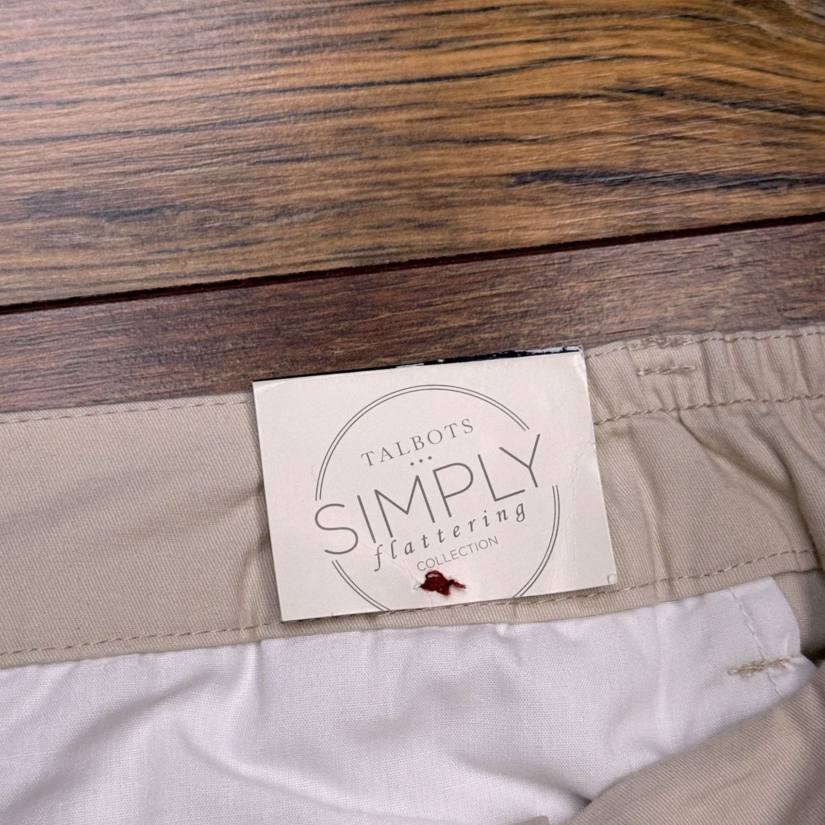 Talbots Talbots Cropped Pants Womens 20W Beige High Rise Stretch Twill Cotton Spandex Zip Button Tapered Regular Inseam 26.5 in Logo Size 42" / US 20 - 6 Thumbnail