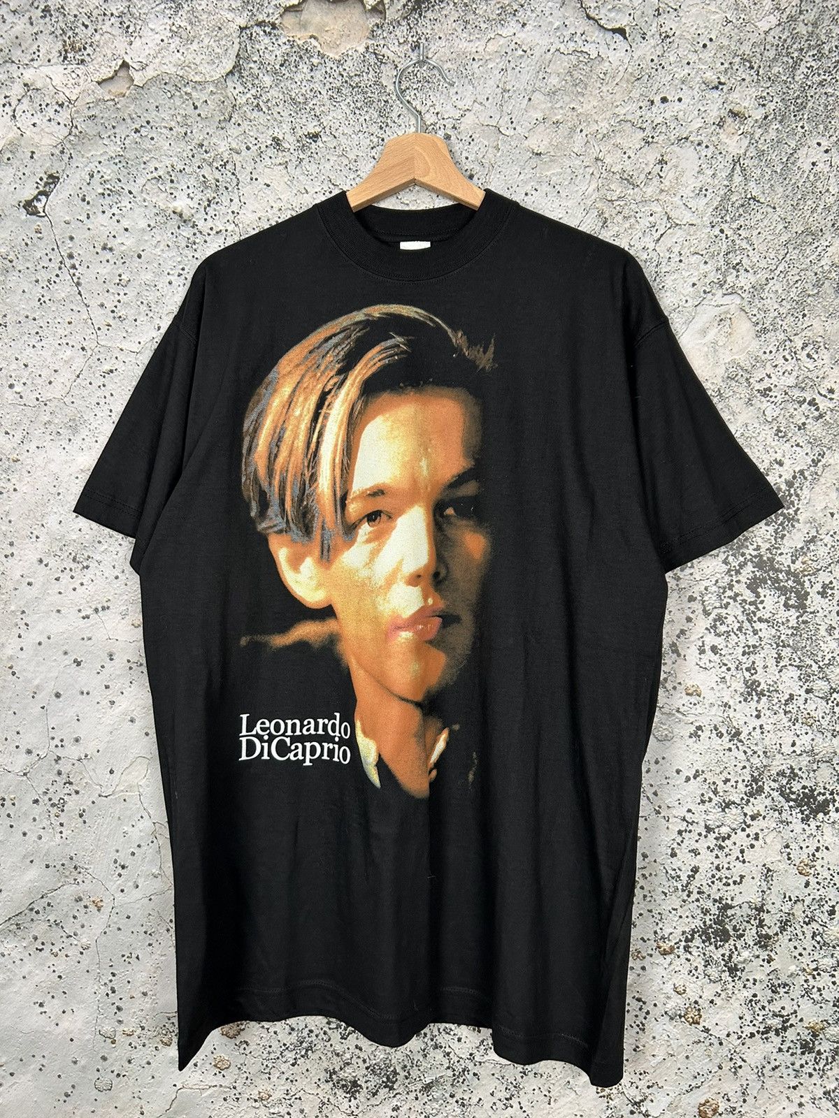 Vintage Vintage Leonardo DiCaprio Titanic Movie Graphic Tee 90s Rare Size US M / EU 48-50 / 2 - 1 Thumbnail