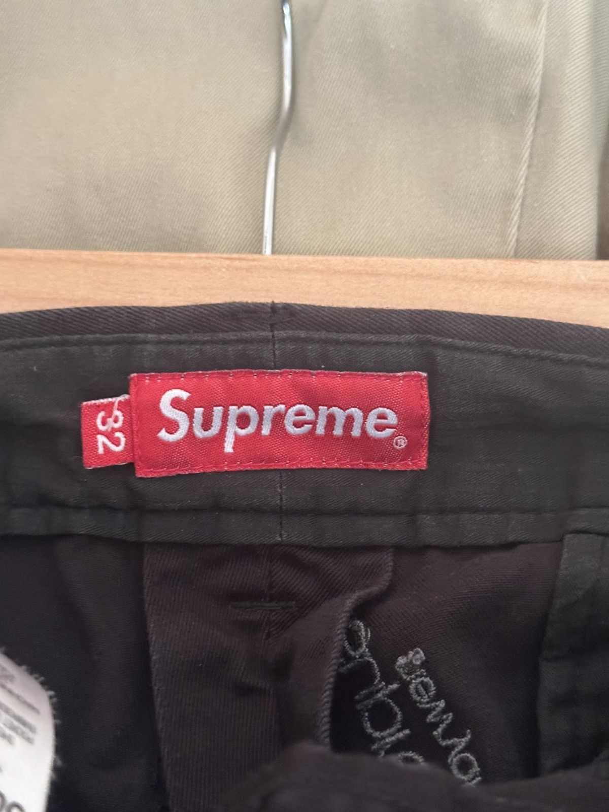 Supreme Supreme Classic Logo Chino Short Black | Grailed