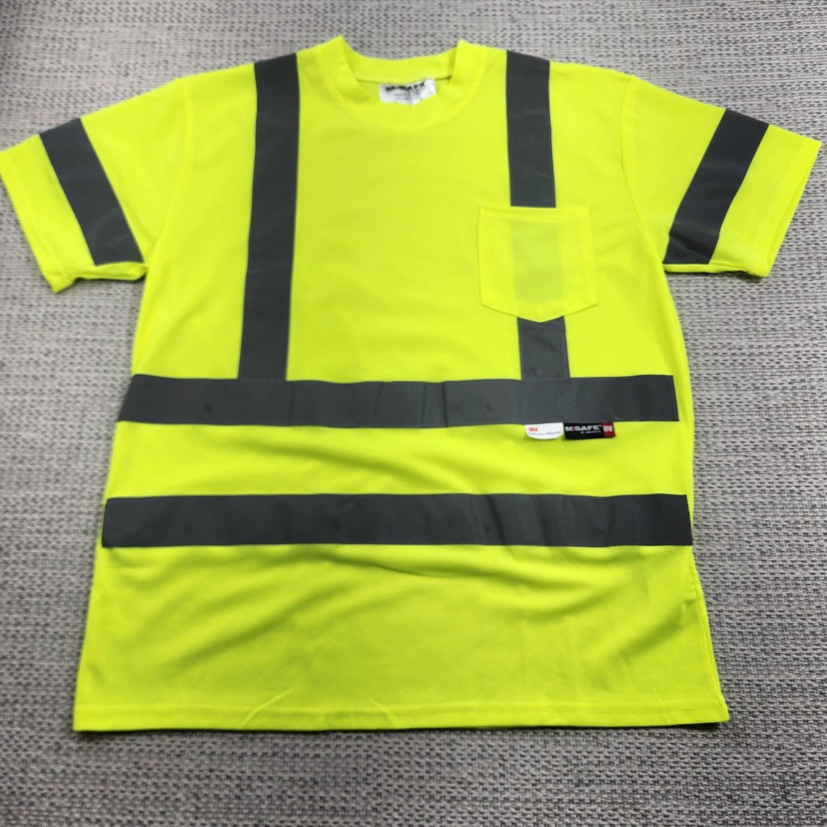 Vintage Majestic M-SAFE Hi Vis Safety Shirt Mens Large 3M Reflective Class 3 75-5305 Yellow Polyester Net? Size US L / EU 52-54 / 3 - 2 Thumbnail