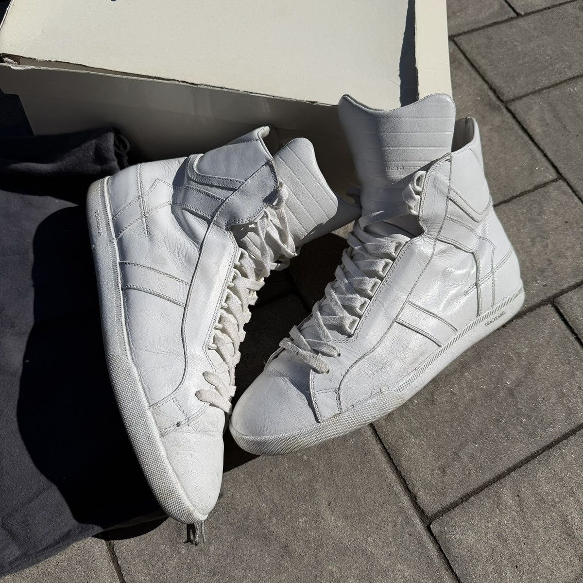 Dior × Hedi Slimane Dior Homme 05SS White Hi-top Sneakers | Grailed