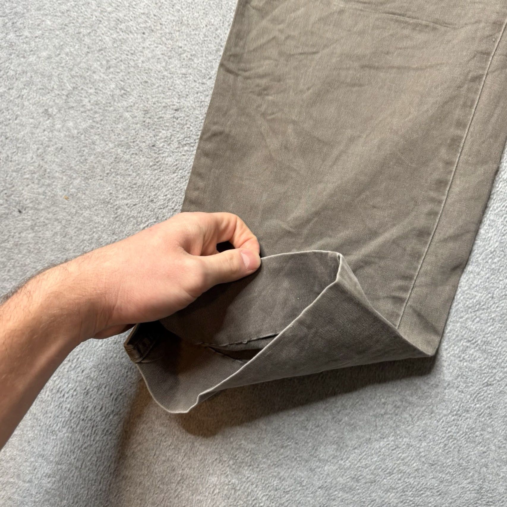 Wrangler Jeans Mens 36x36 Gray Denim Relaxed Straight 5-Pocket Inseam 29 Genuine Wrangler Retro Bootcut Western Shirt?