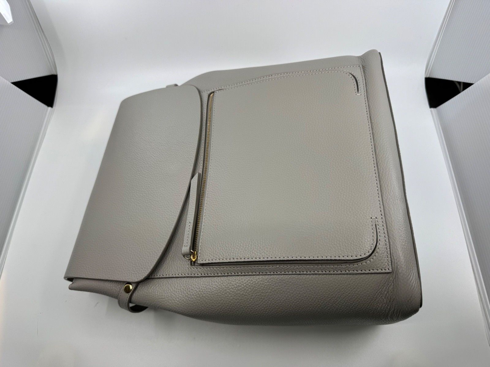 Nordstrom NWOT Nordstrom Grey Pebbled Genuine Leather Backpack Size ONE SIZE - 2 Thumbnail