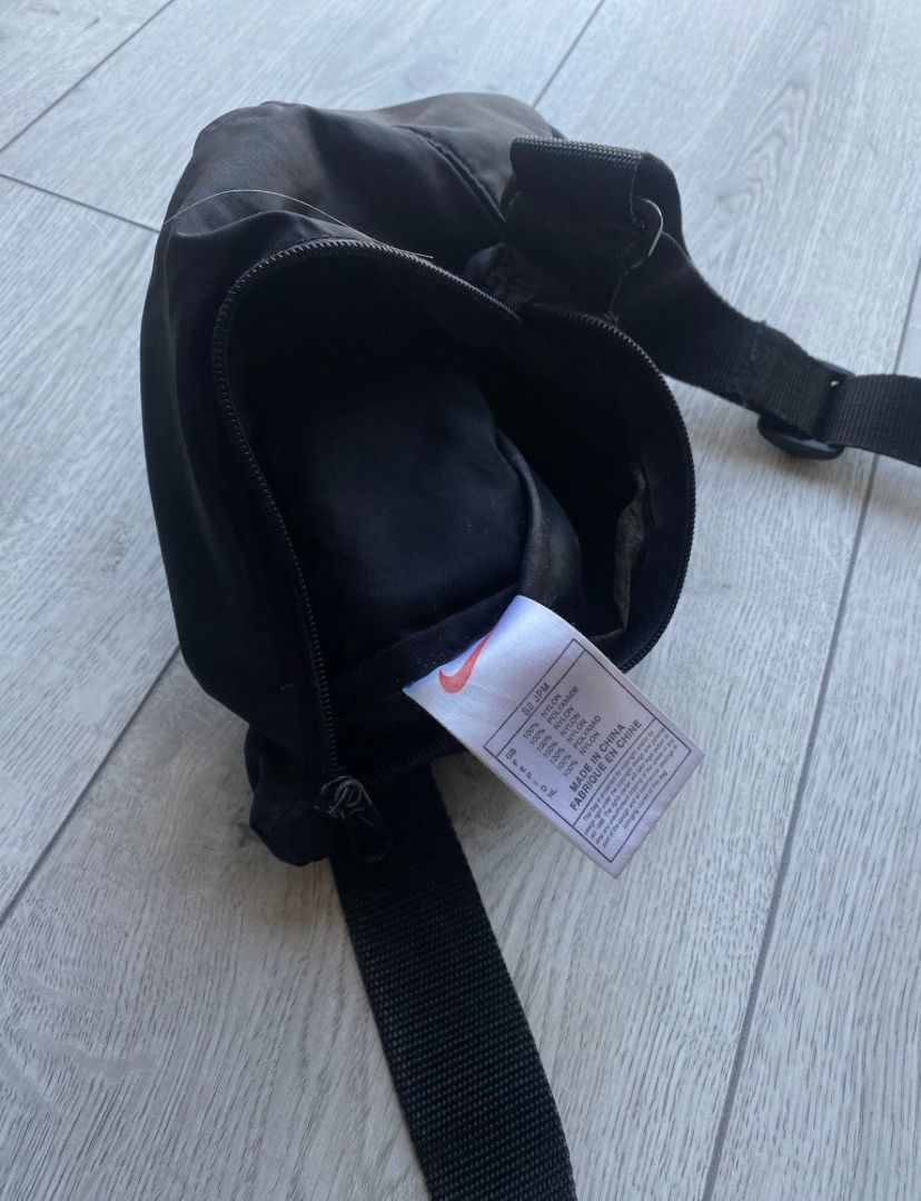 Nike Vintage Nike Swoosh Nylon Shoulder Bag Y2K Os Size ONE SIZE - 5 Thumbnail