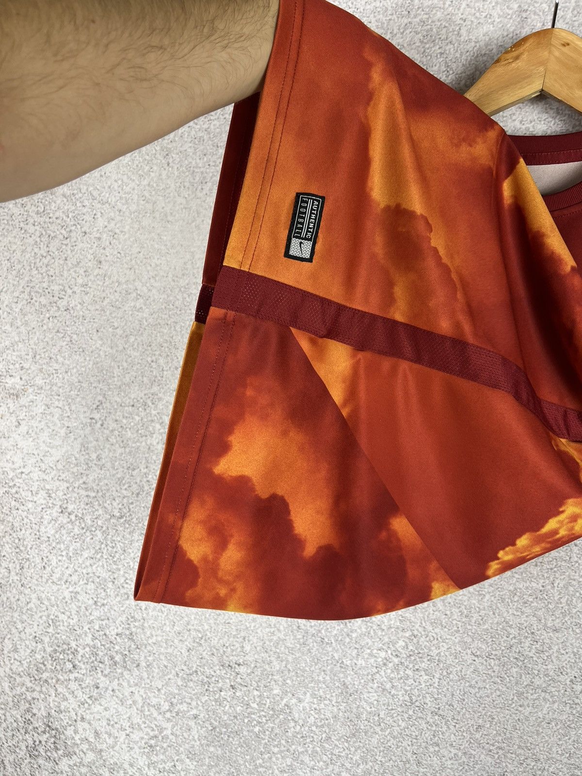 Nike Nike FC Roma Blokecore Soccer Jersey Shirt Size US S / EU 44-46 / 1 - 8 Thumbnail