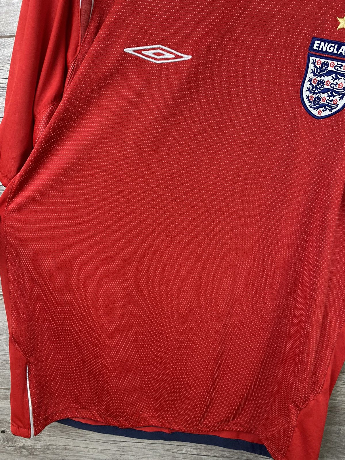 Umbro × Vintage Vintage England 🏴󠁧󠁢󠁥󠁮󠁧󠁿 Soccer Jersey Size L Size US L / EU 52-54 / 3 - 10 Thumbnail