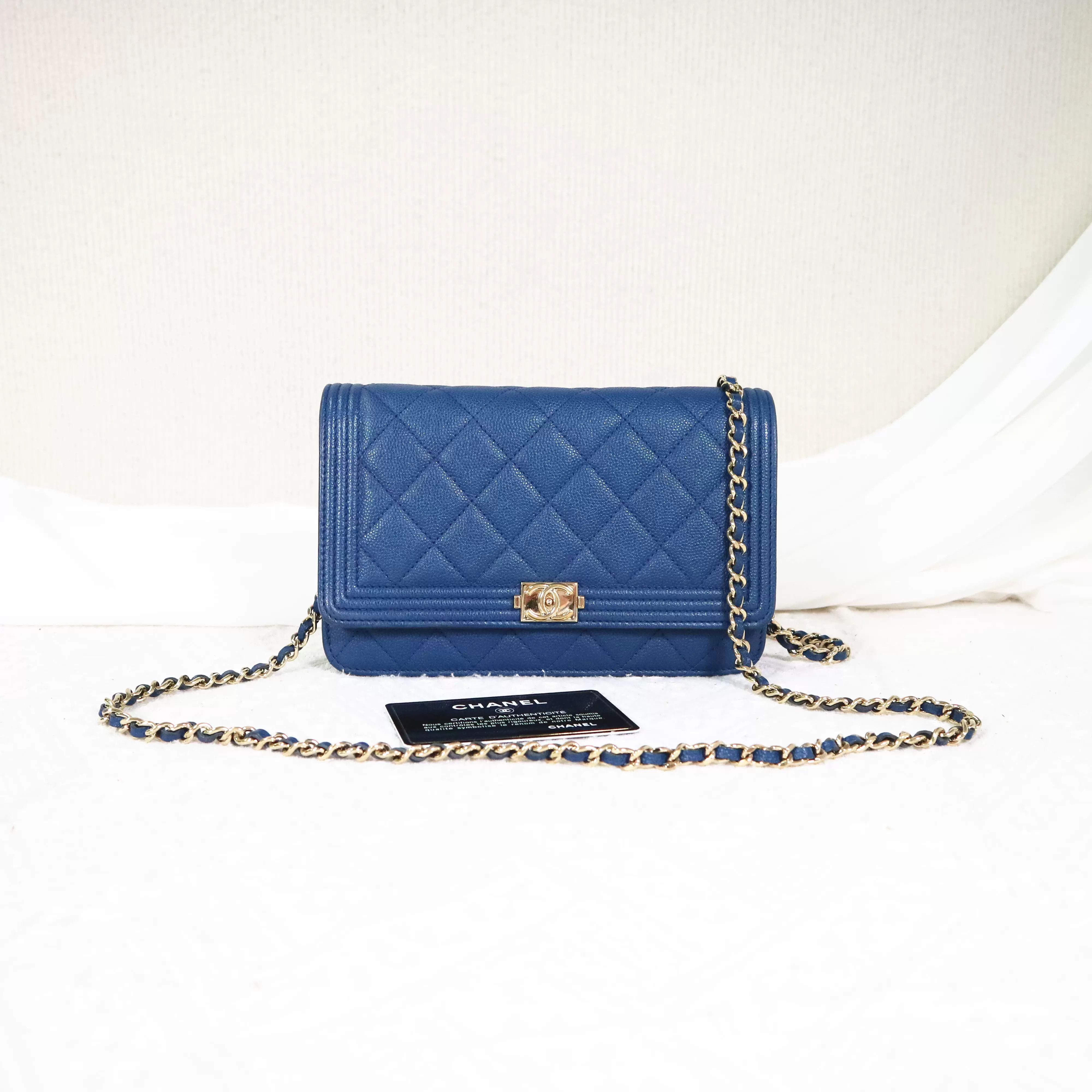 Chanel Pre-loved Bag Very good condition Size ONE SIZE - 1 Thumbnail