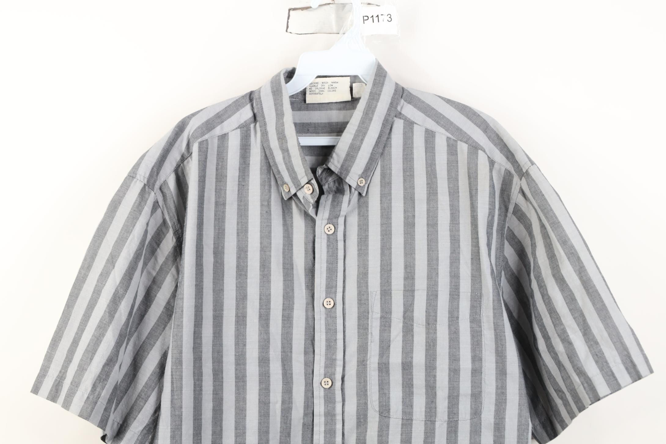 Vintage Vintage 90s Streetwear Block Short Sleeve Button Down Shirt Size US L / EU 52-54 / 3 - 2 Thumbnail