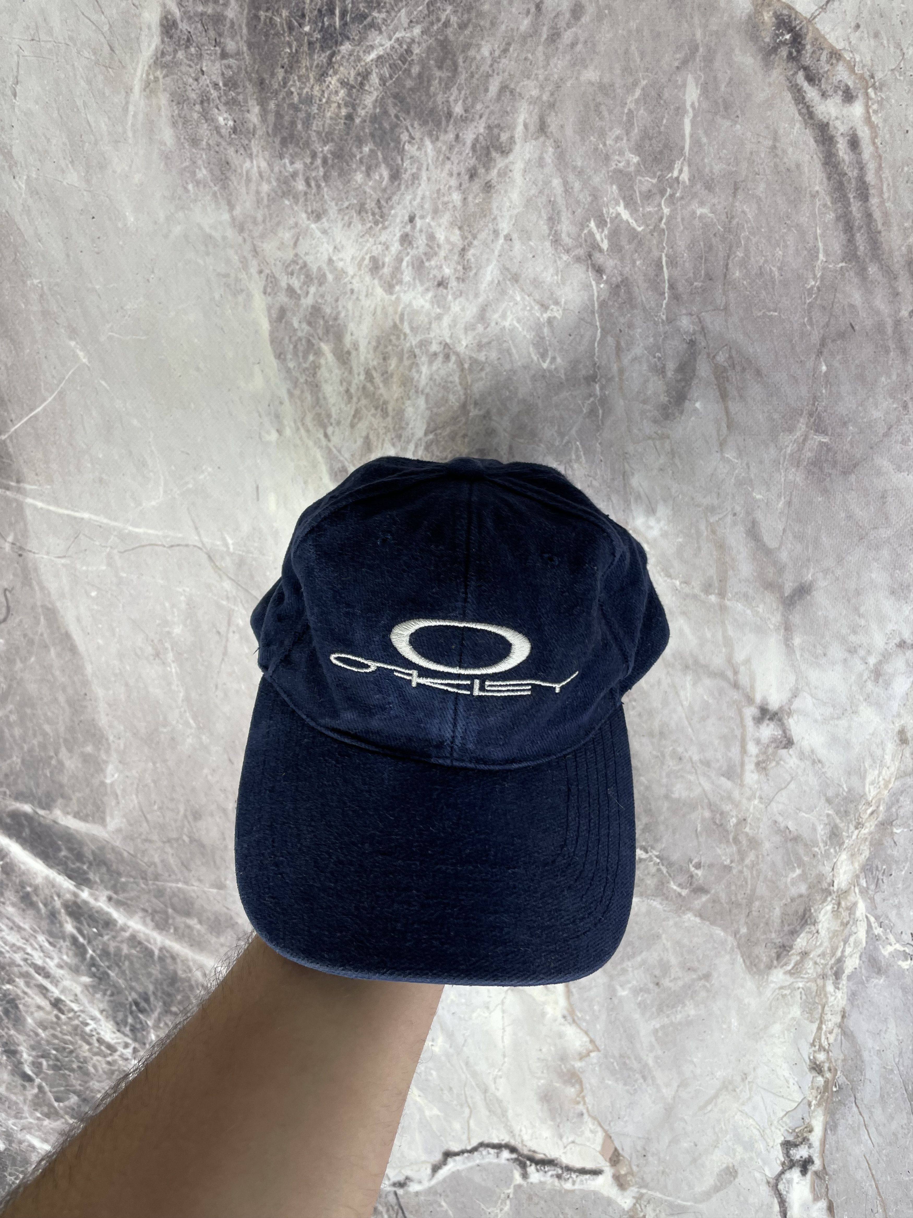 Oakley Vintage Oakley Big Logo Cap Size ONE SIZE - 1 Thumbnail