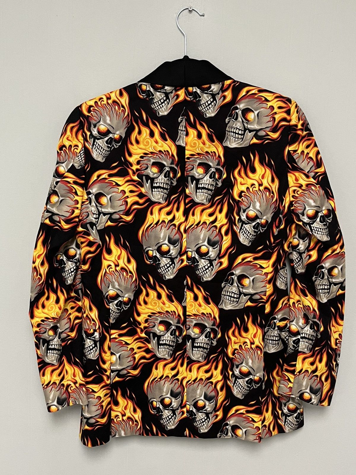 Skulls on fire jacket. Medium