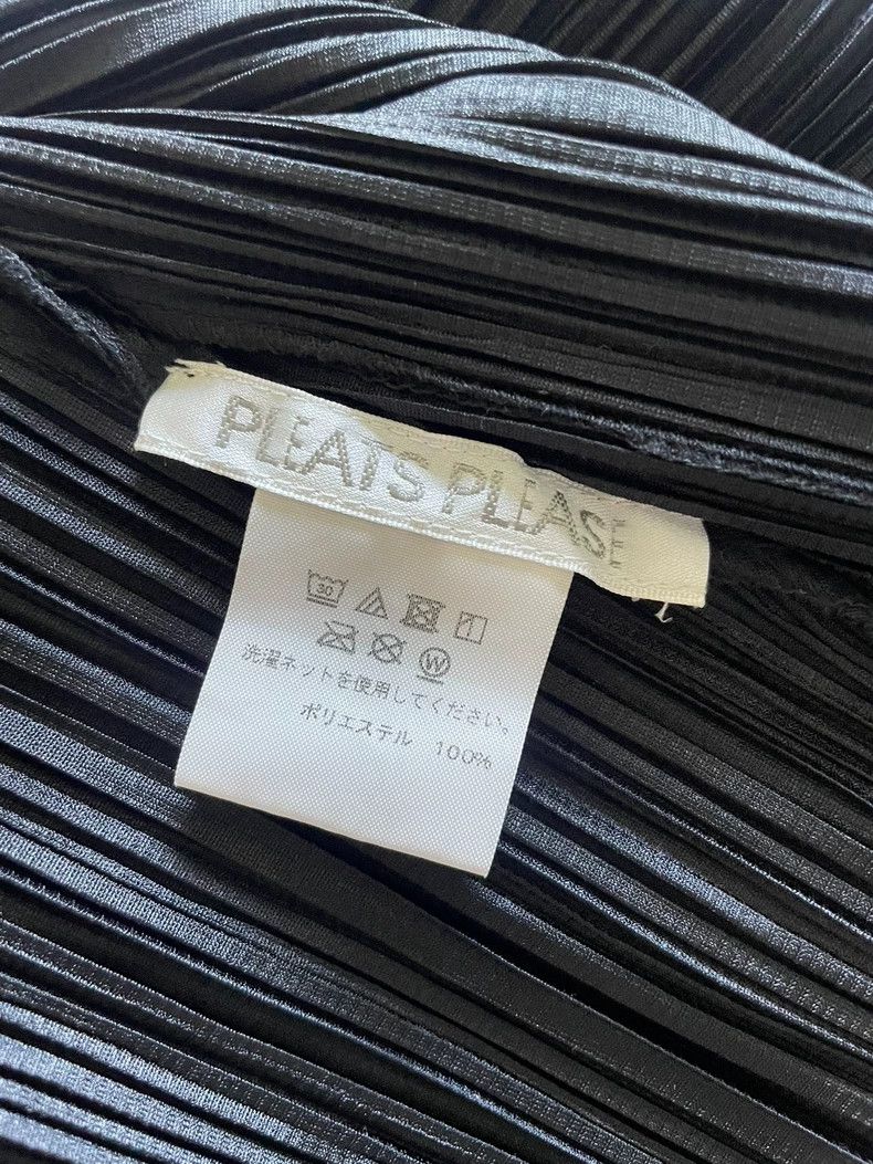 Other Issey Miyake size:1 Black sleeveless pleated dress Size S / US 4 / IT 40 - 2 Thumbnail