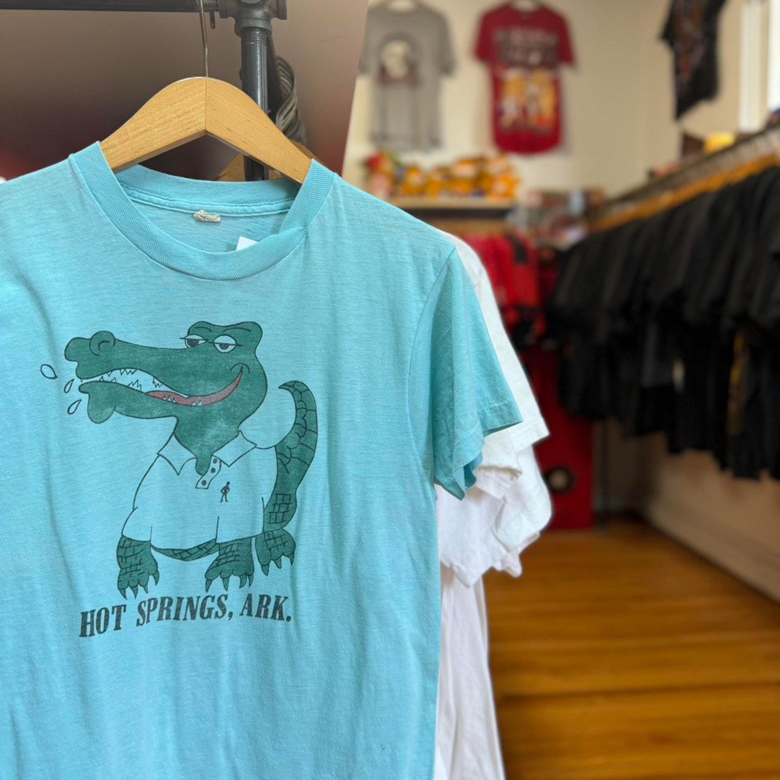 Vintage Vintage 80s Hot Springs Arkansas Crocodile Animal T-Shirt Size US M / EU 48-50 / 2 - 1 Thumbnail