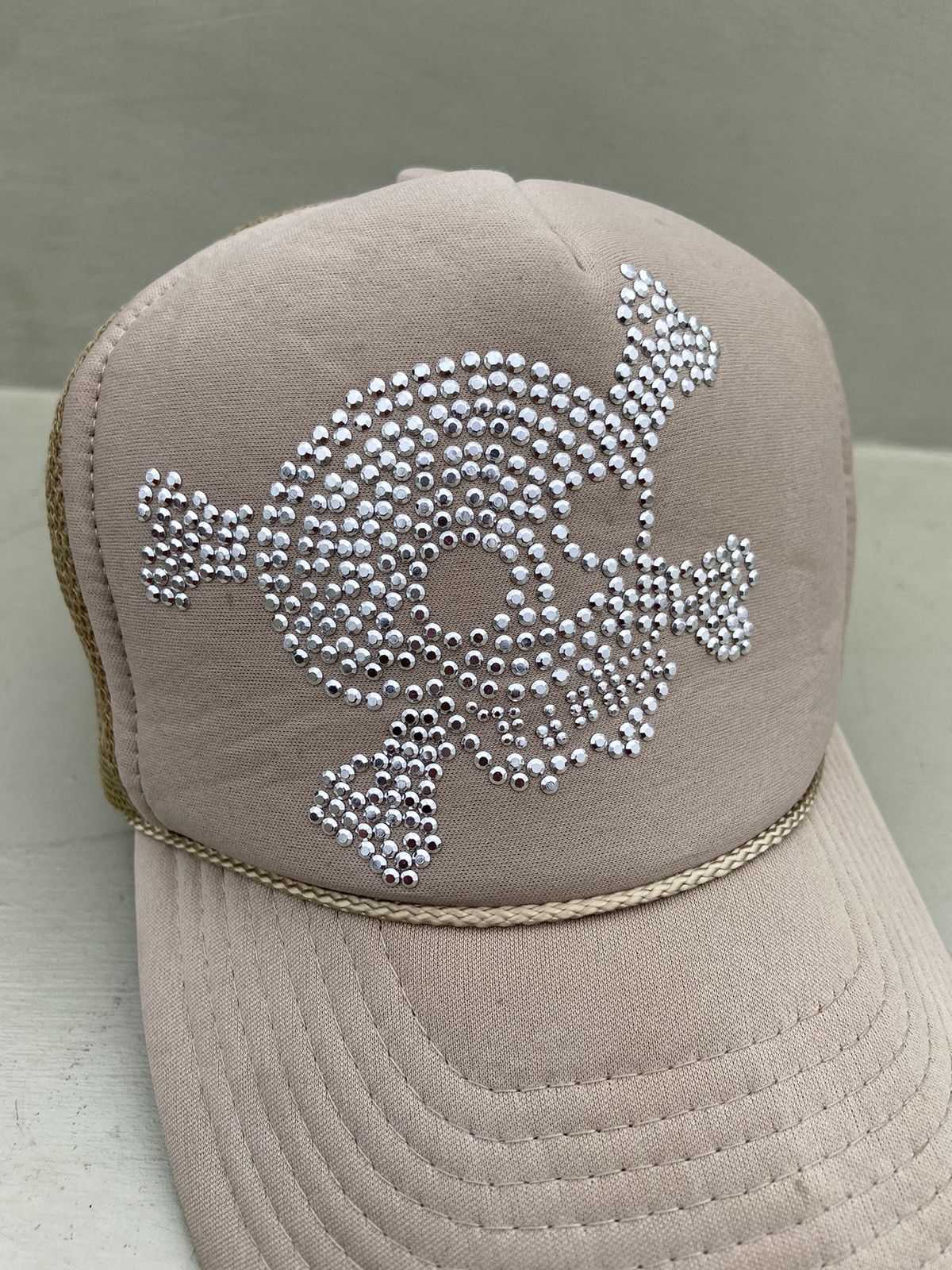 Hysteric Glamour 2000s Nissun cap zircon studded skull trucker hat Size ONE SIZE - 2 Thumbnail