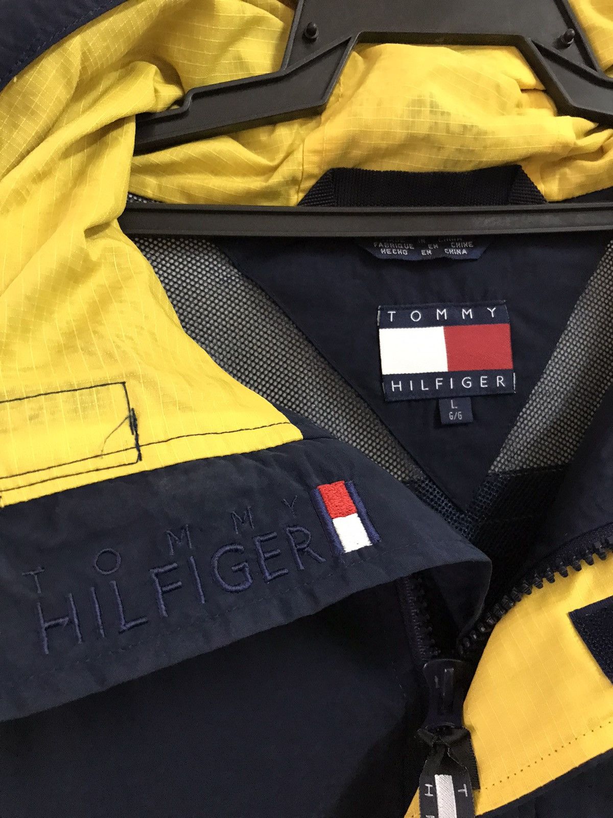 Tommy Hilfiger Vintage Tommy Hilfiger Sailing Gear Waist Bag Jacket Size US L / EU 52-54 / 3 - 8 Thumbnail