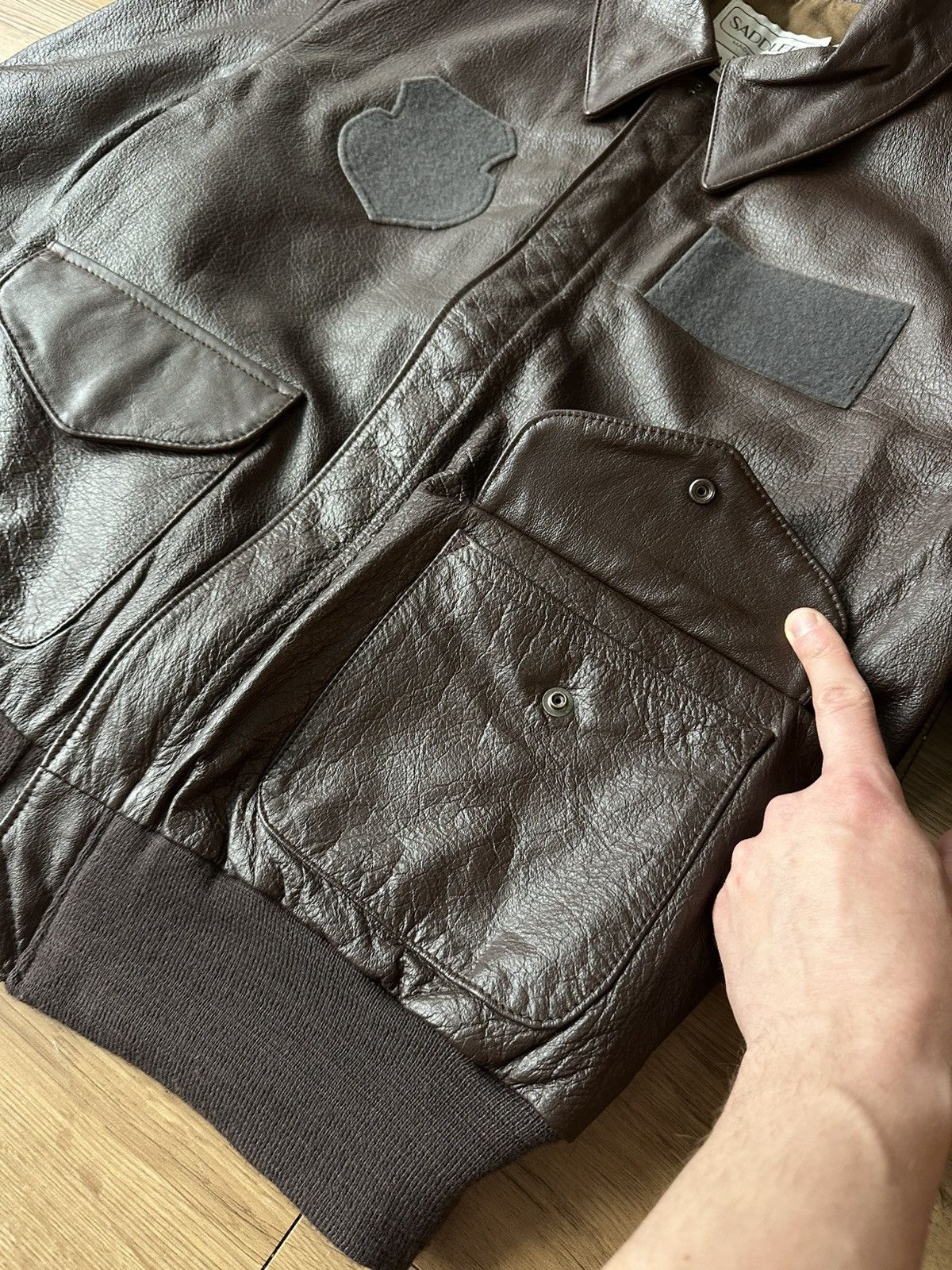Genuine Leather Vintage A-2 WWII US Army Leather Flight Jacket Size US S / EU 44-46 / 1 - 6 Thumbnail